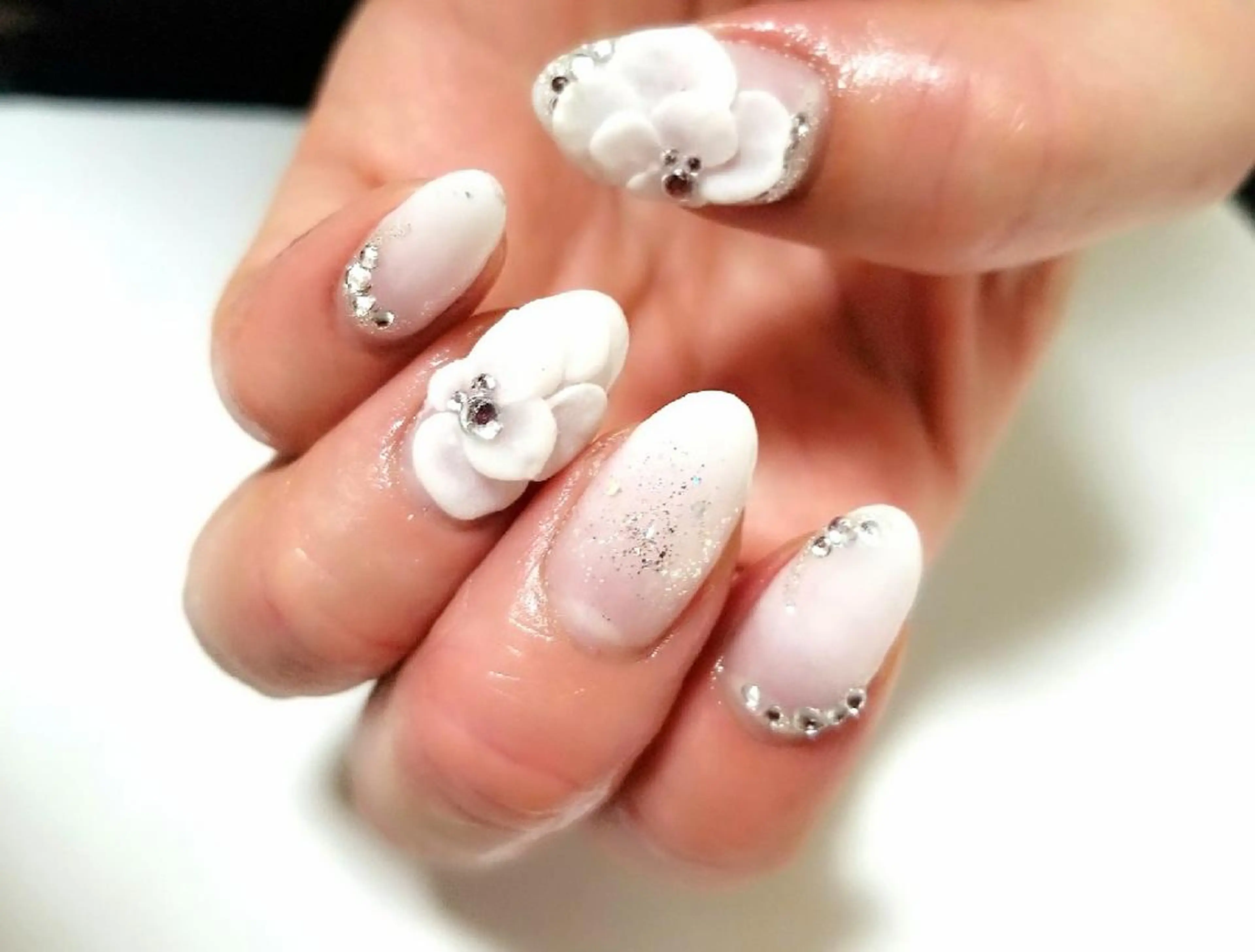ネイル フラワーネイル グラデーション nail salon ipuniのネイルデザイン