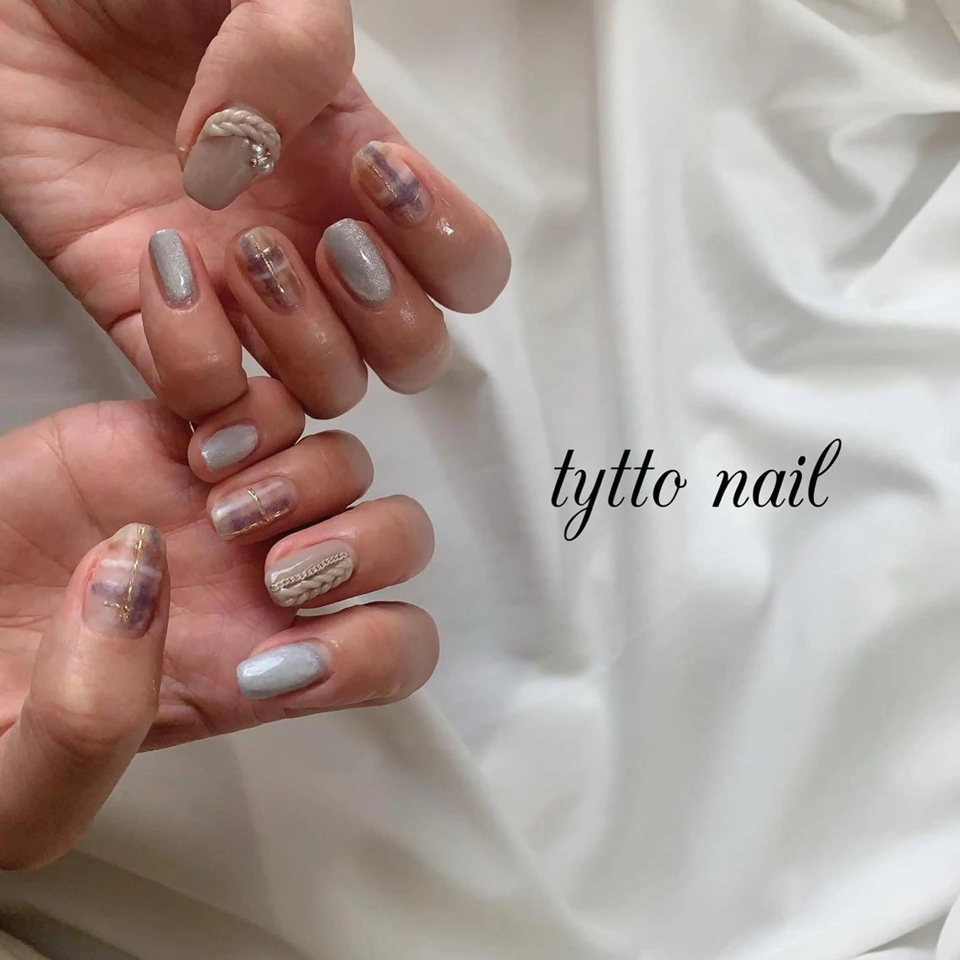 ネイル マグネットネイル 冬ネイル クリスマス ハンドネイル tytto nail ❤︎‪‪eri‪‪のネイルデザイン