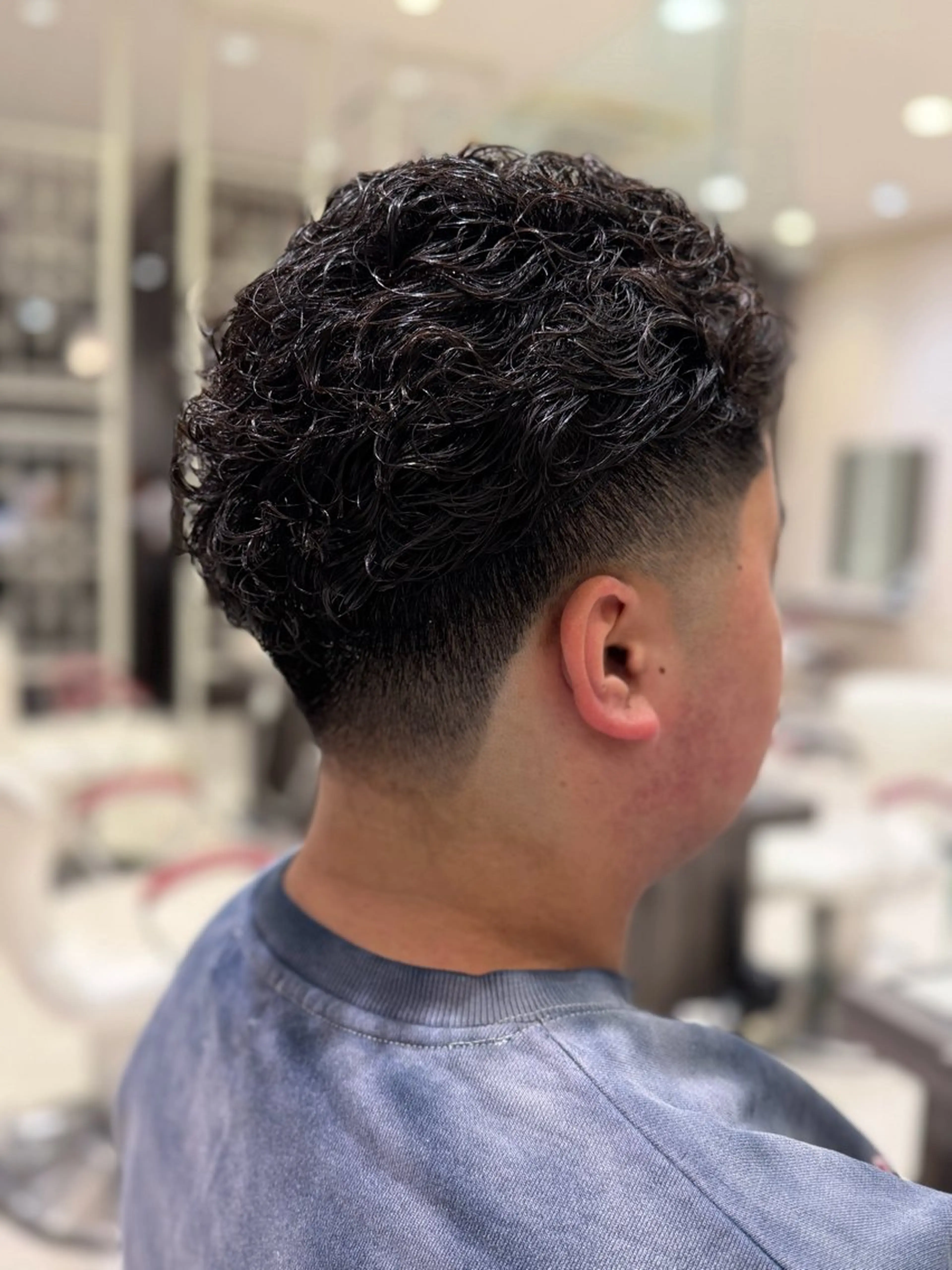 パーマ メンズ 鈴木 瑛介のヘアスタイル