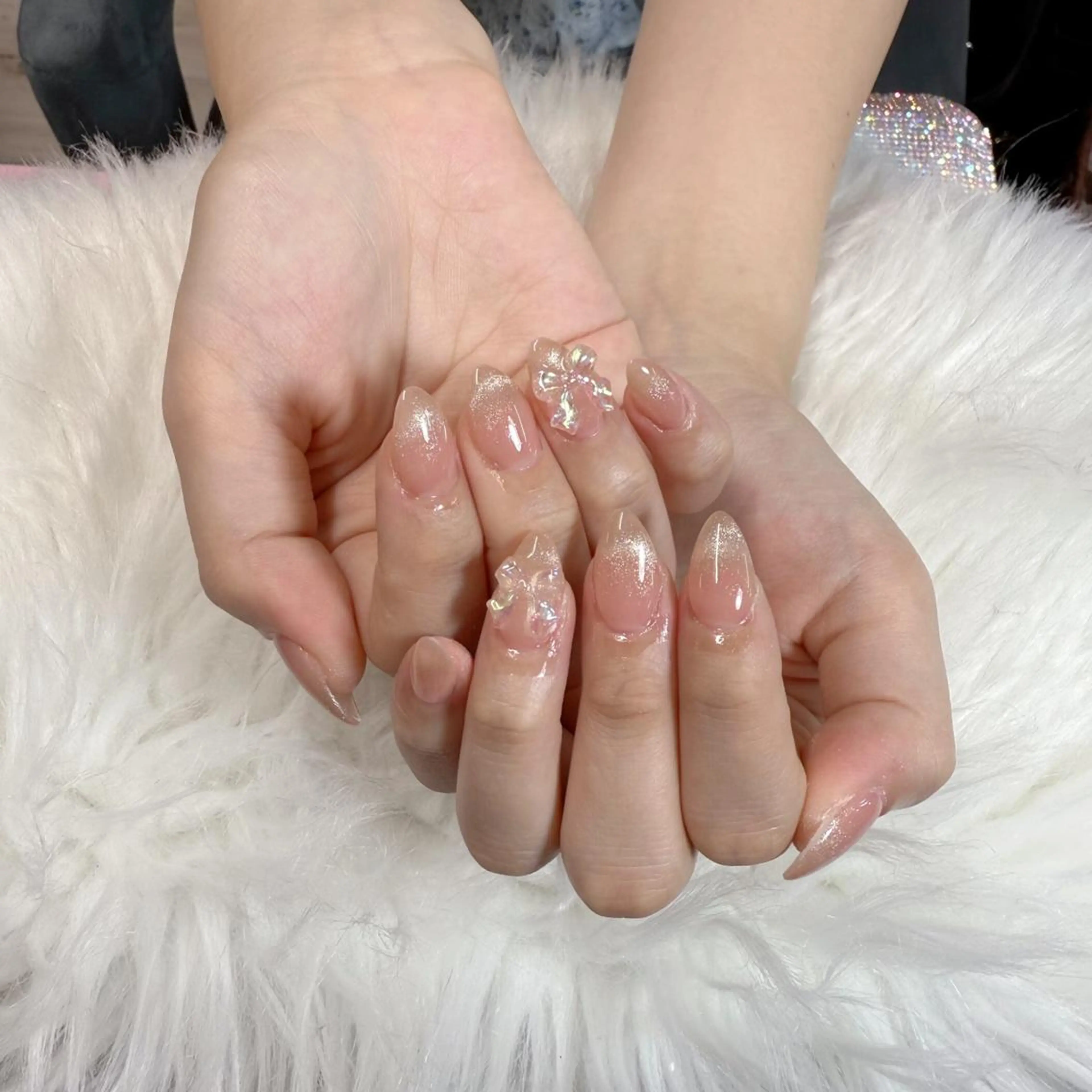 ネイル ハンドネイル 🎀nana🫧 ワンホンネイル🎀のネイルデザイン