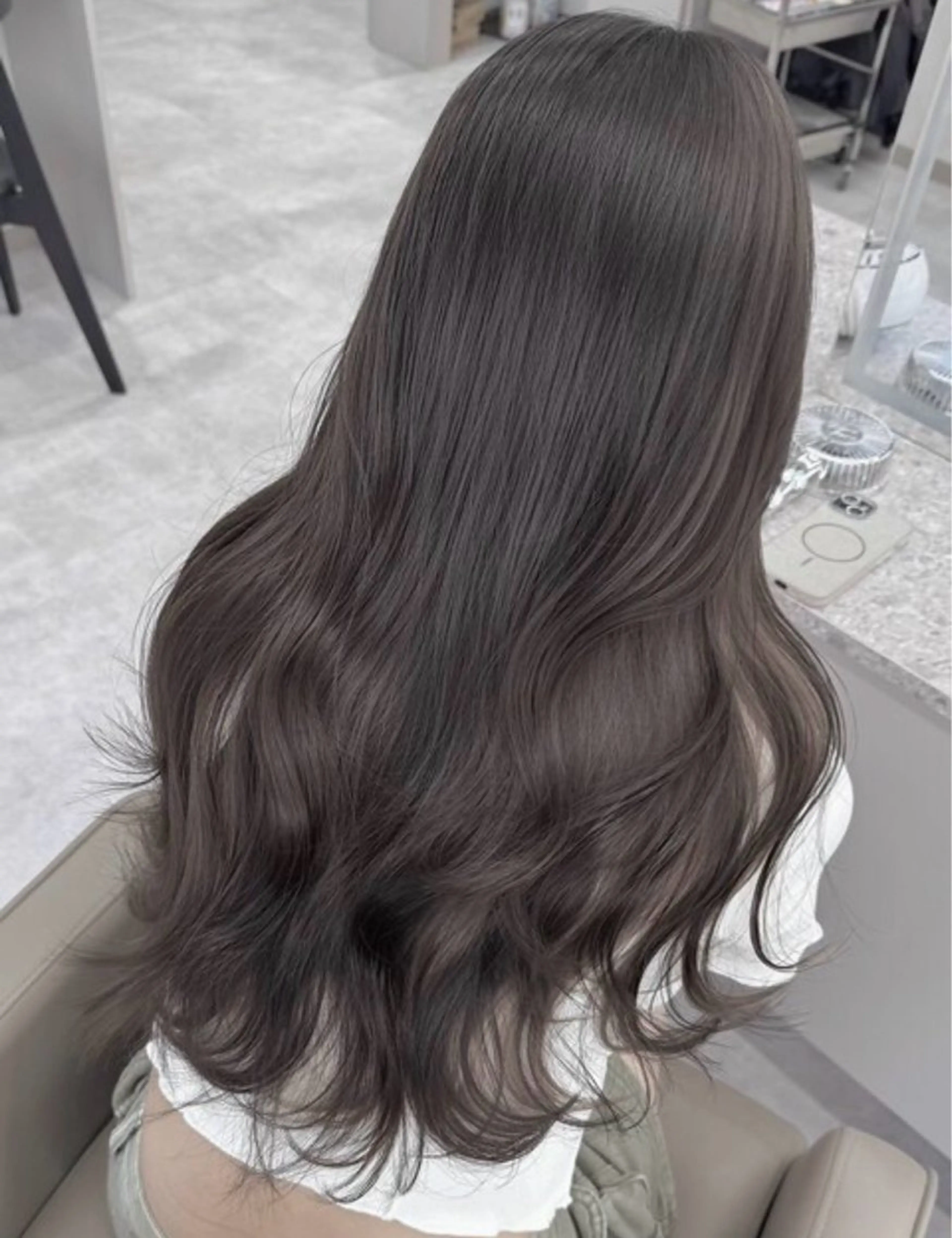 セミロング カラー ヘアカラー トリートメント 🍬 暖色/艶髪 カラー 🍬 みはなのヘアスタイル