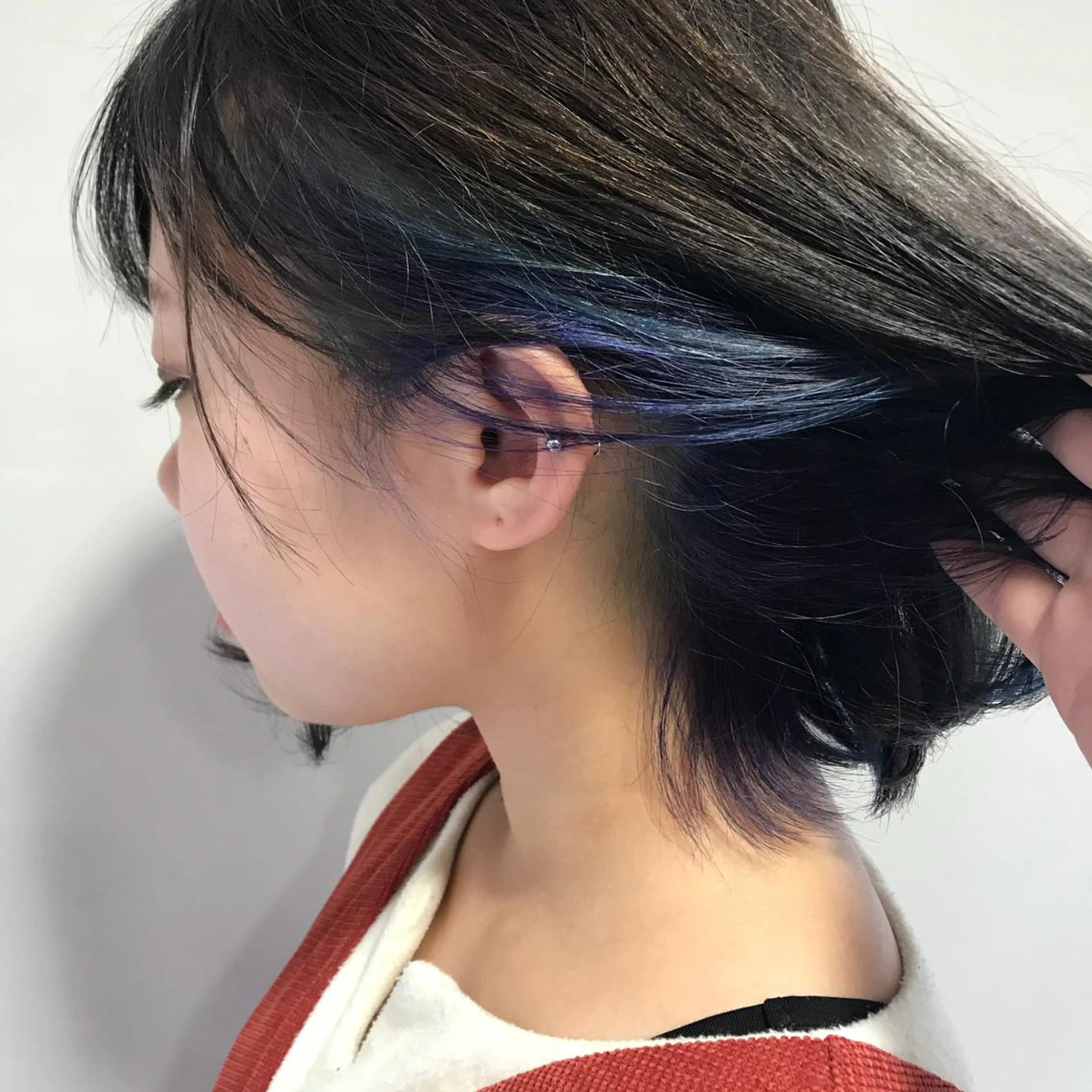 ショート カラー ブルーカラー ヘアカラー 長谷川 誠志のヘアスタイル