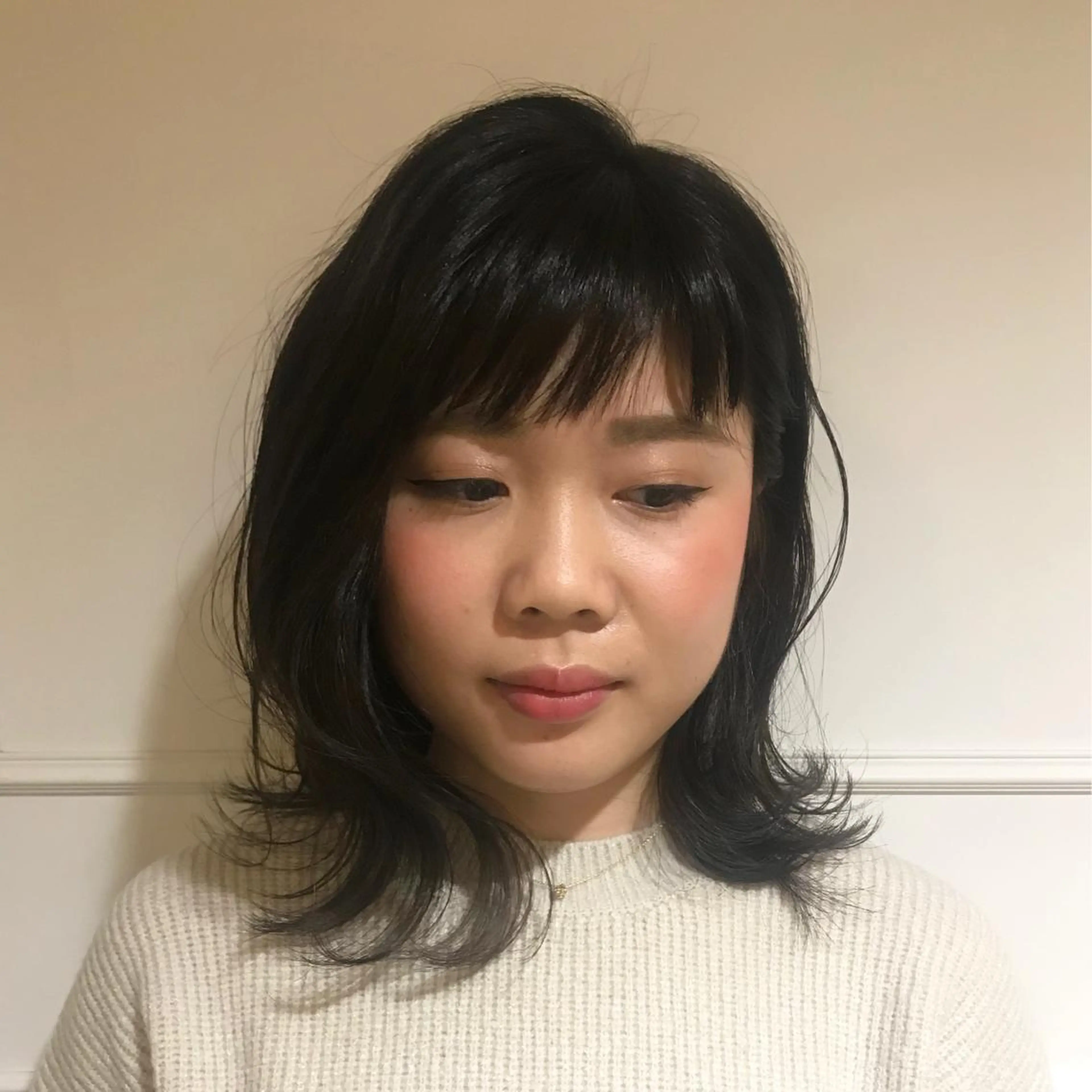 ミディアム 切りっぱなしボブ ボブ 外ハネヘア トリートメント 黒神 浩之のヘアスタイル