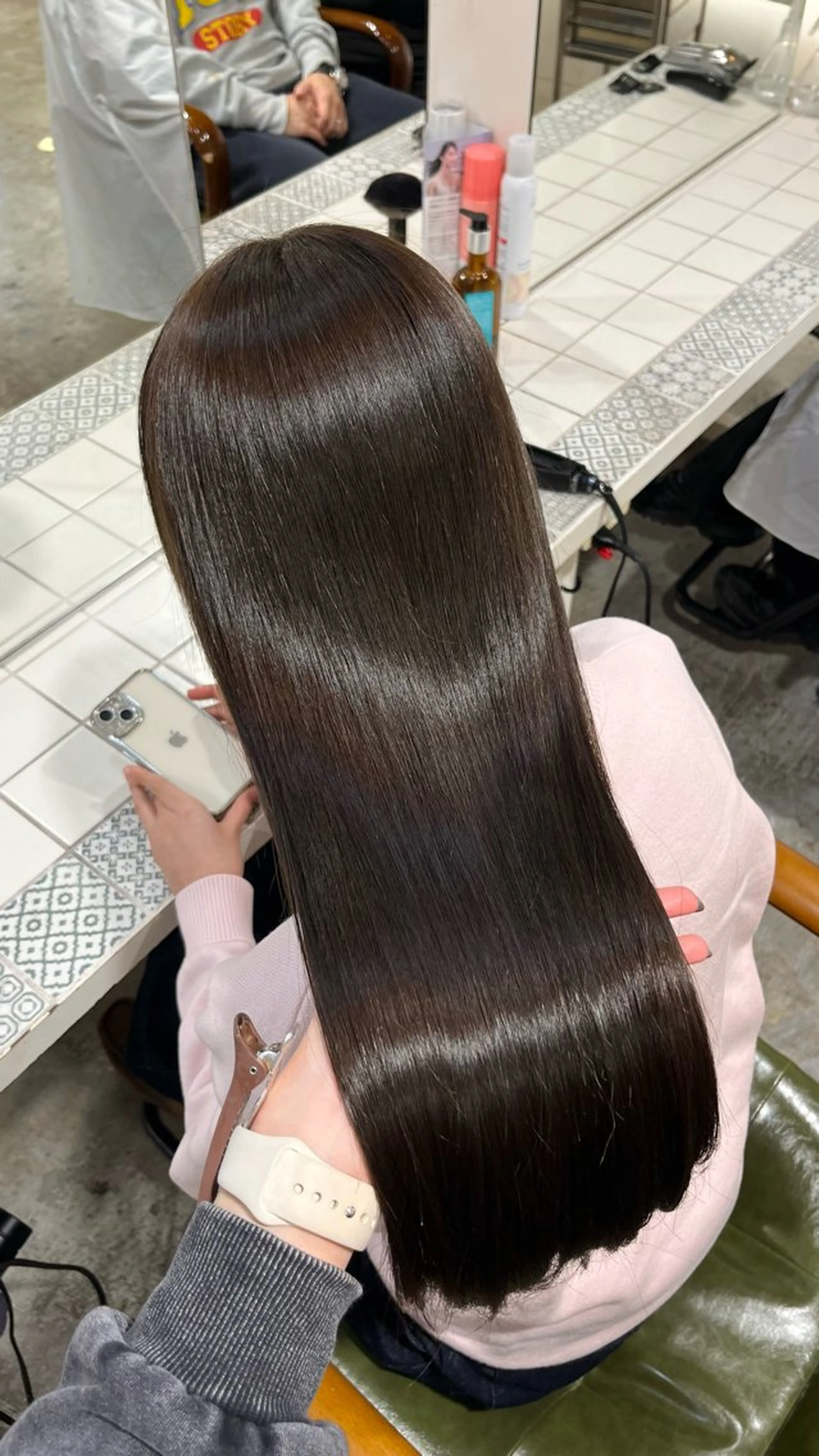 カラー グレージュ オリーブグレージュ オリーブグレー 北川 茉奈のヘアスタイル