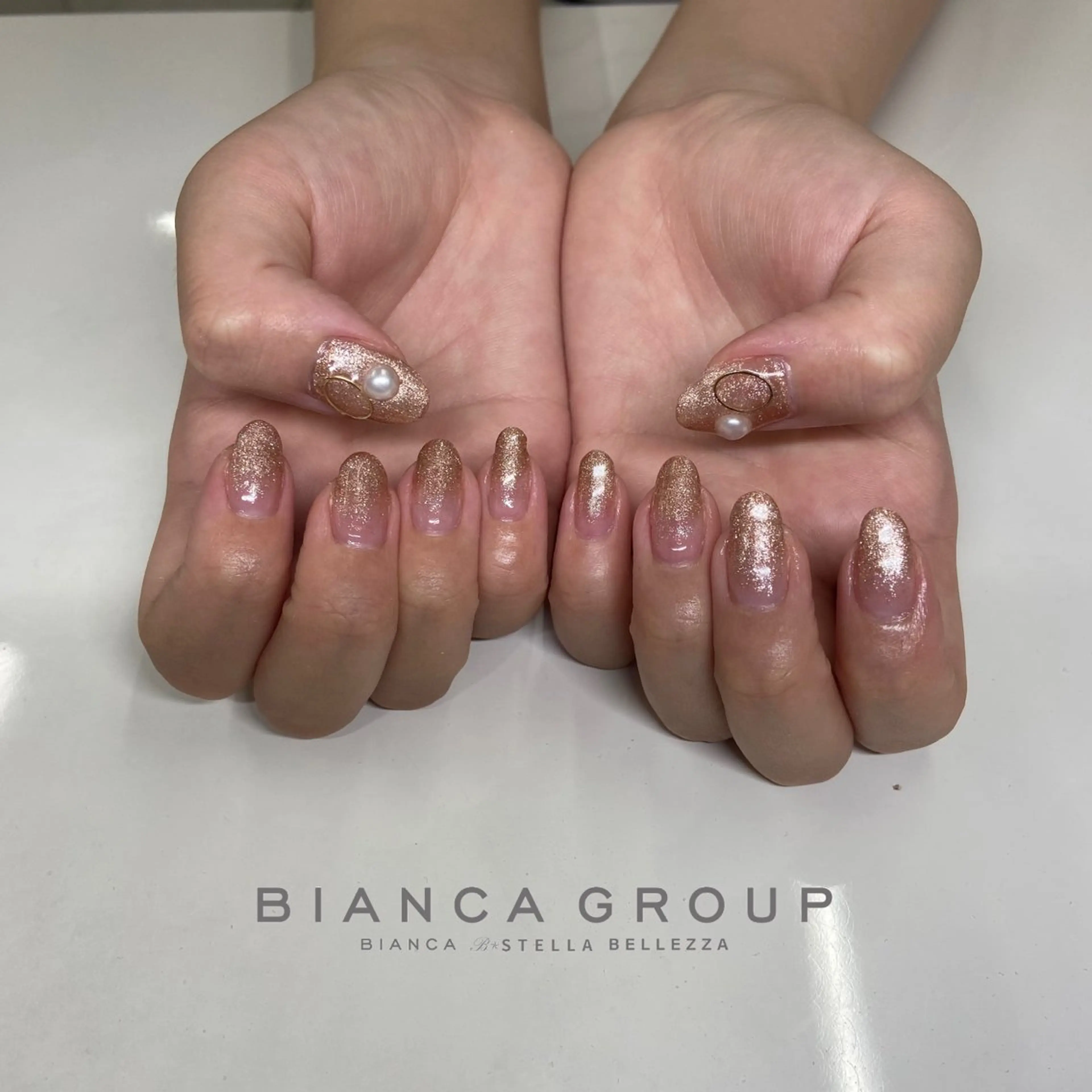 ネイル ハンドネイル Bianca 若松 颯菜のネイルデザイン