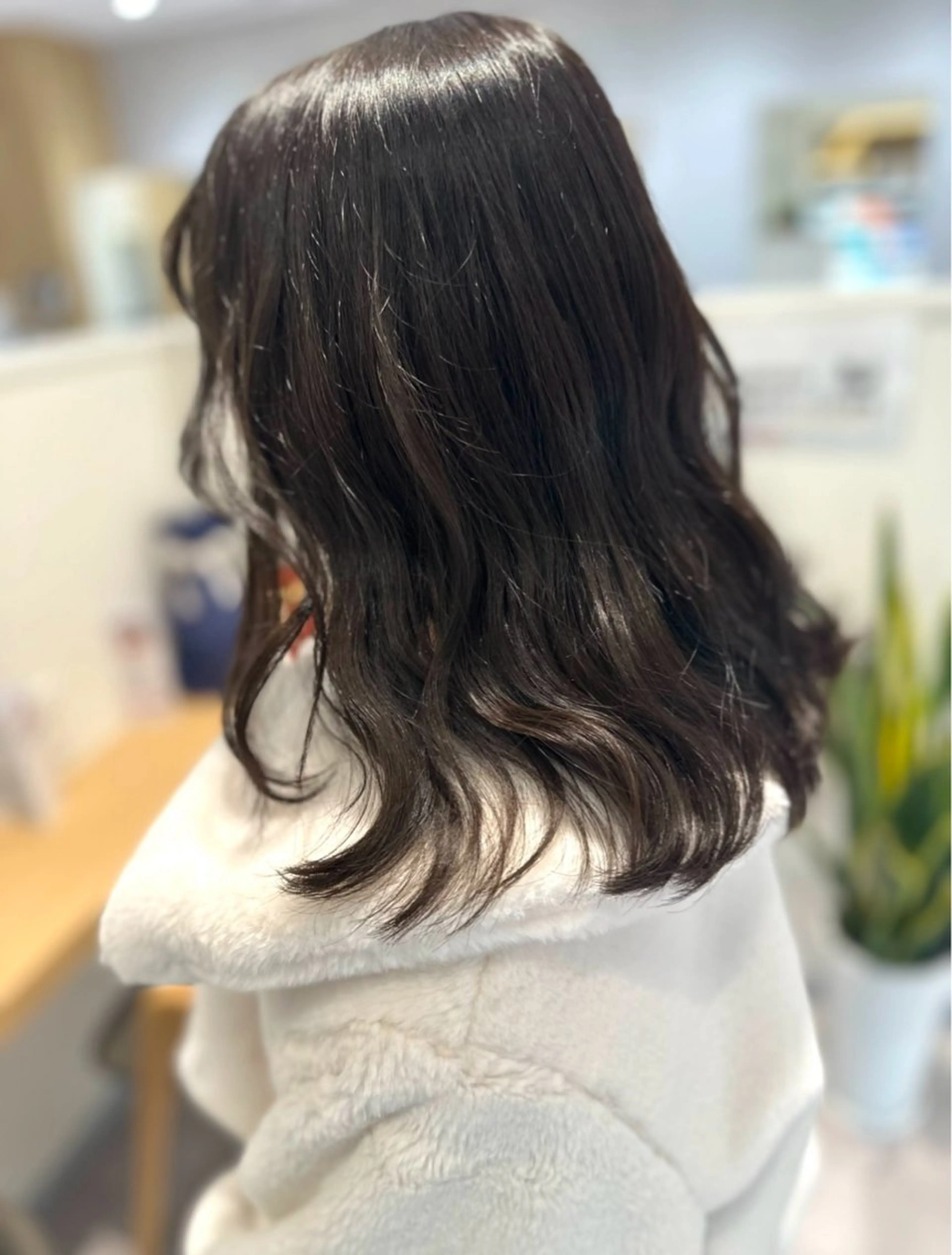 ミディアム カラー オリーブカラー 癖毛改善縮毛矯正 /中山なかやまのヘアスタイル