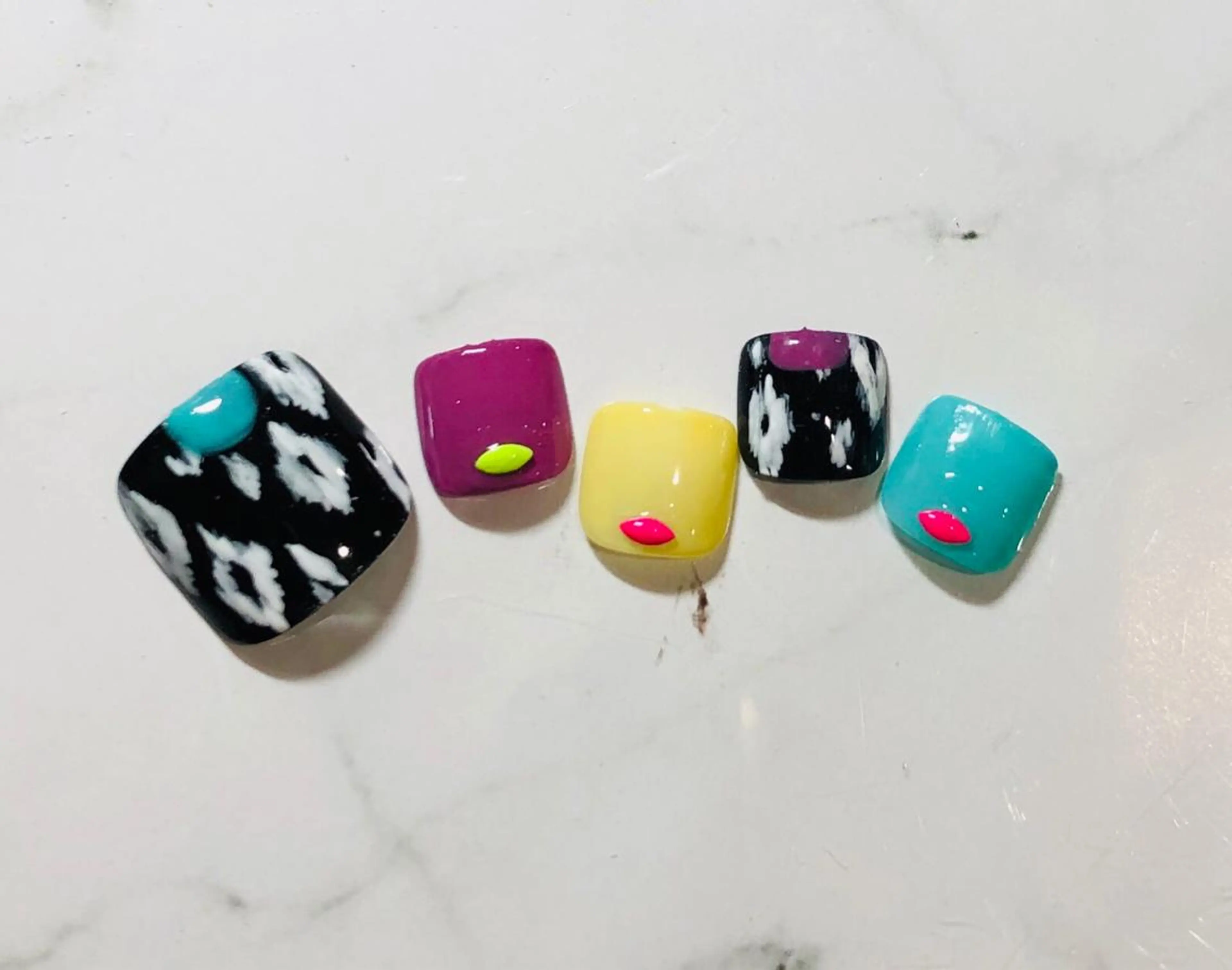 ネイル フットネイル H3 hitoのネイルデザイン