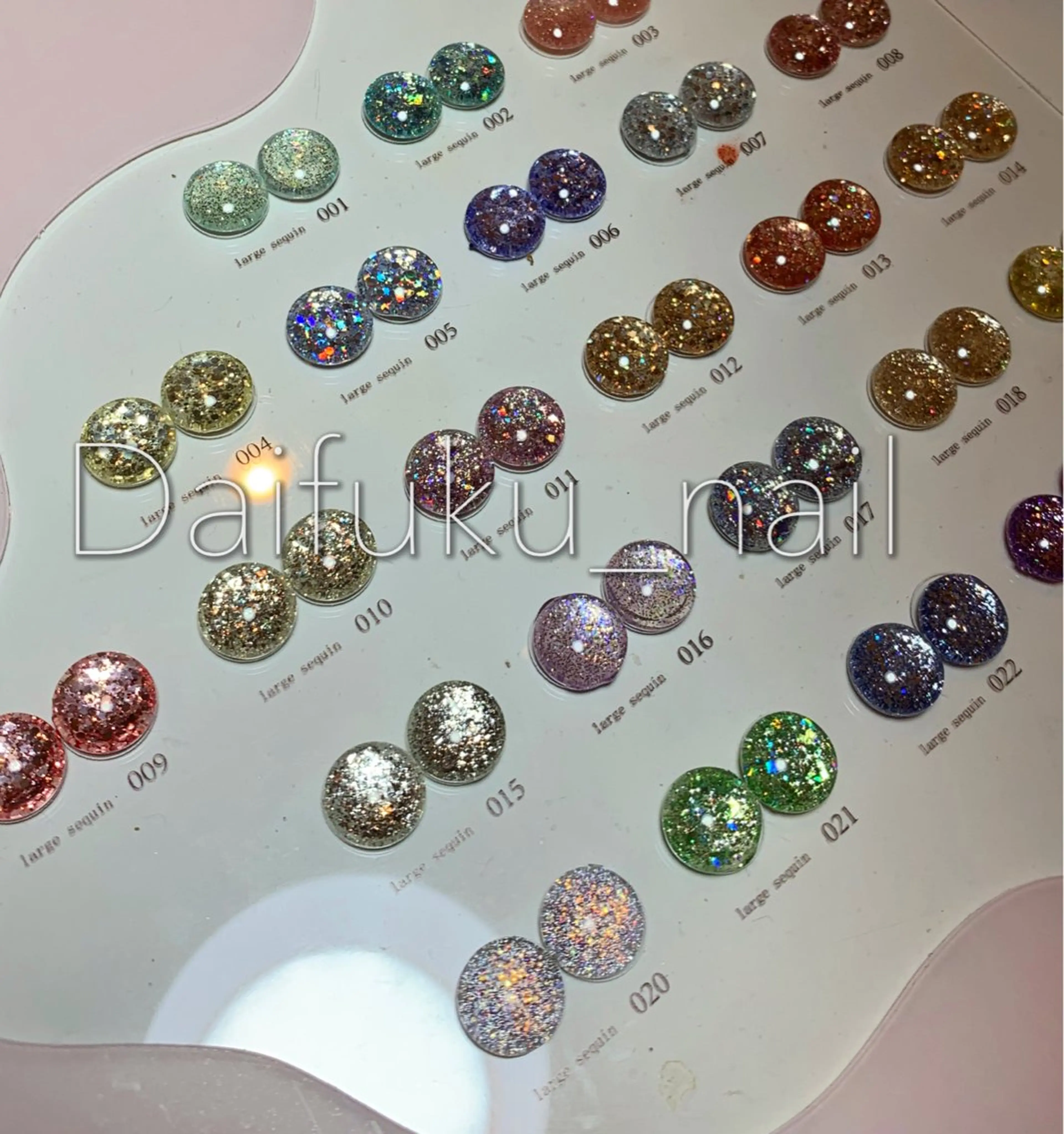 💛【ハンド】ラメネイルの写真