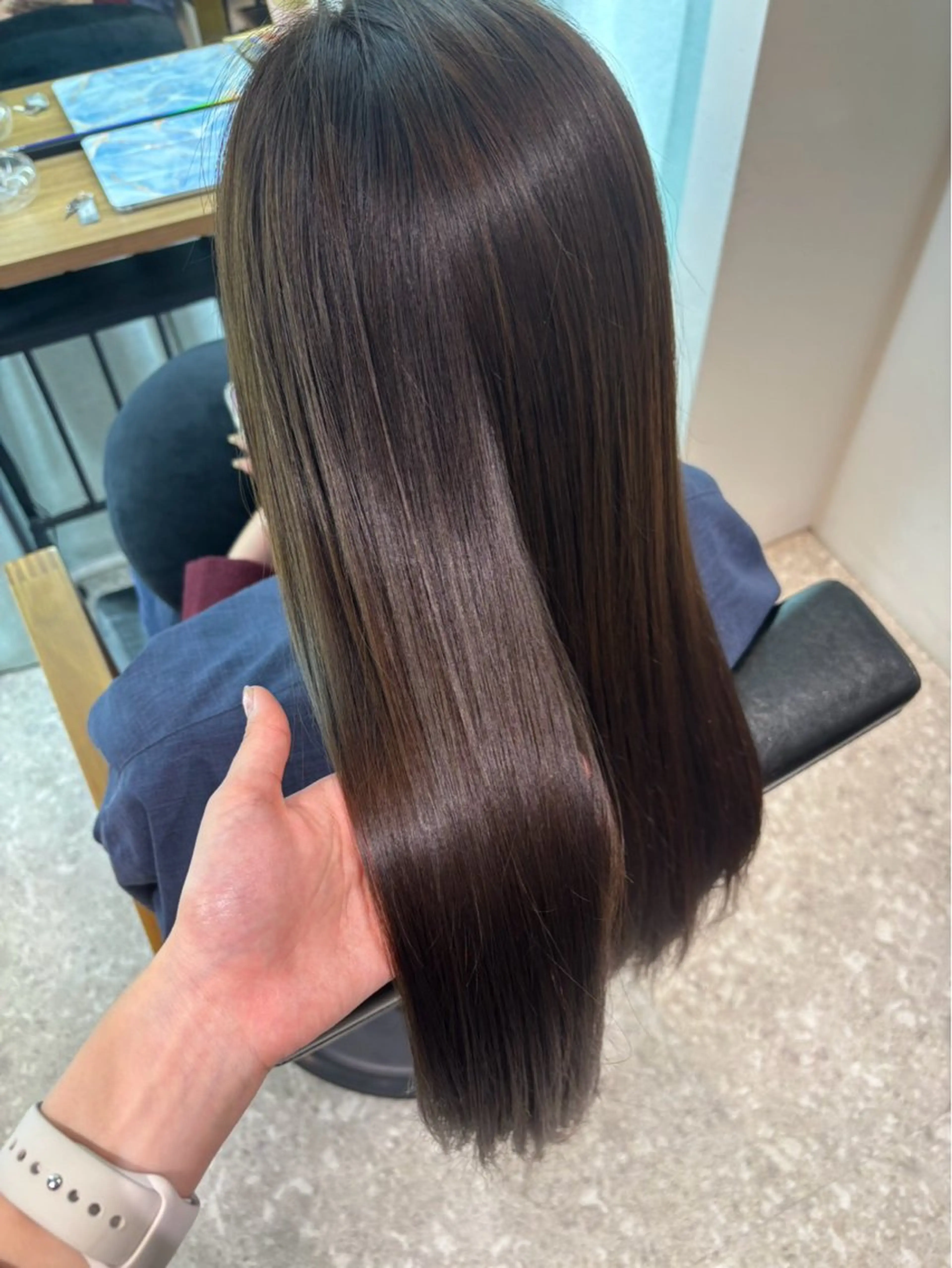ロング 伊藤 花音のヘアスタイル