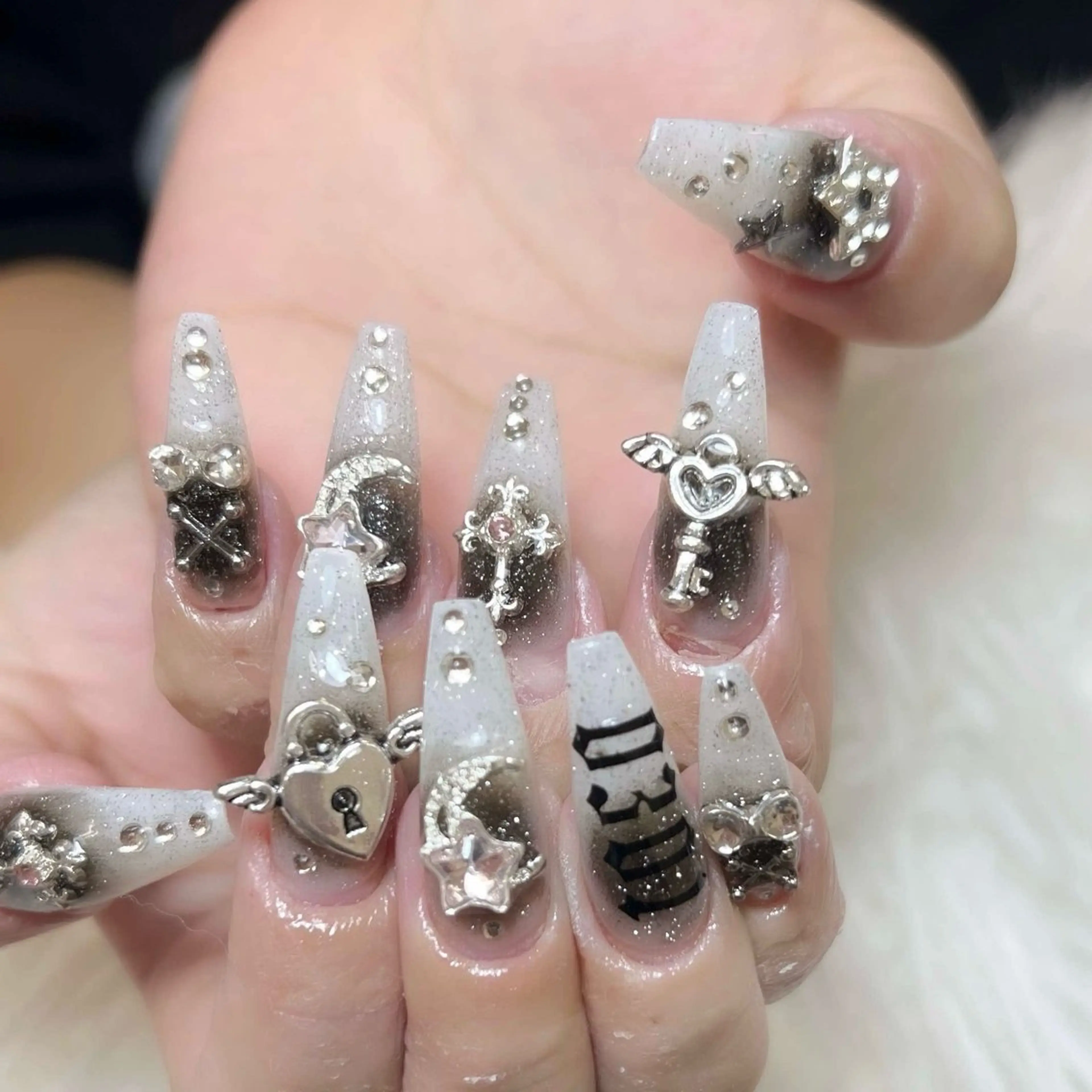 ネイル ハンドネイル Anh 高田馬場のネイルデザイン