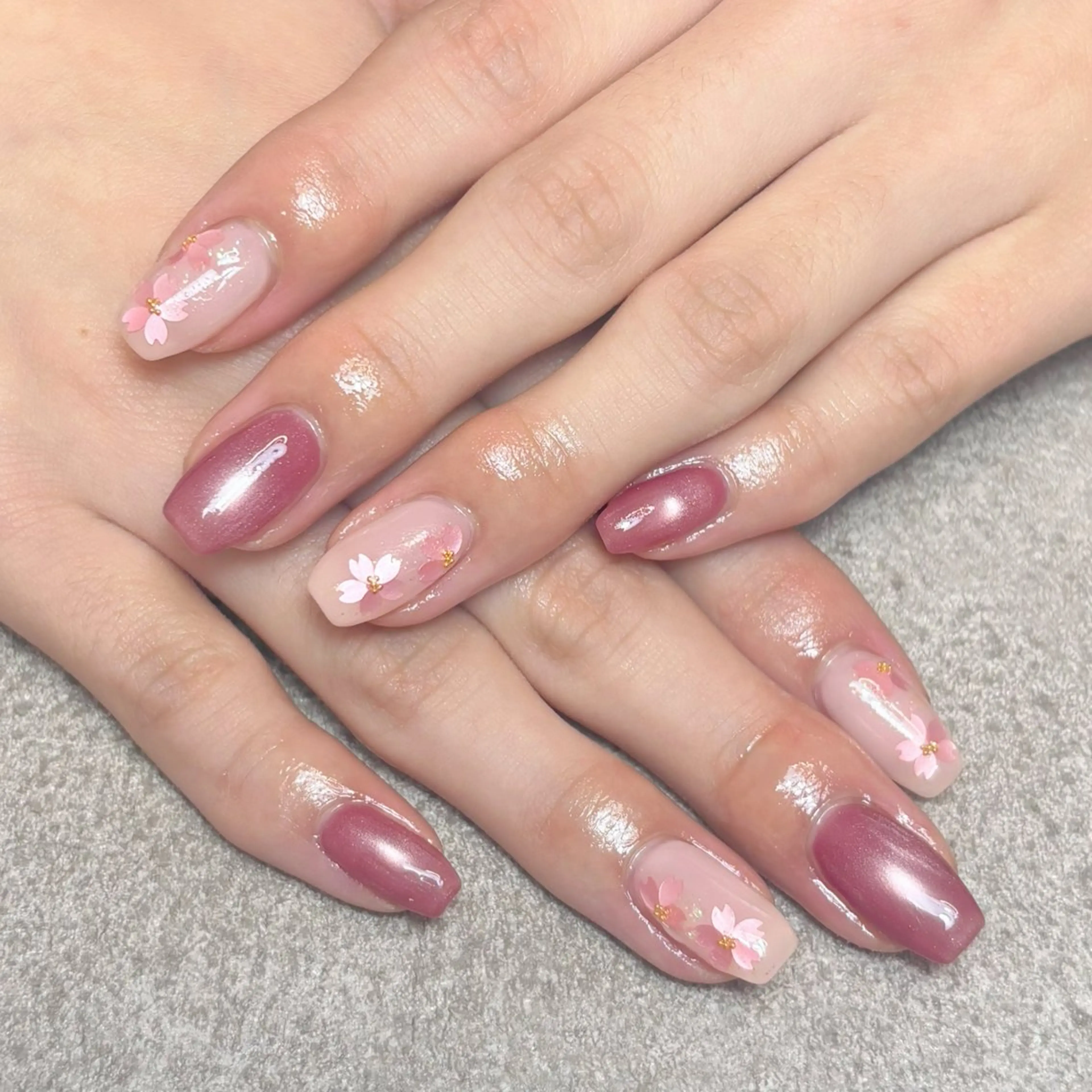 ネイル ハンドネイル nailroom DIASOMNIAのネイルデザイン