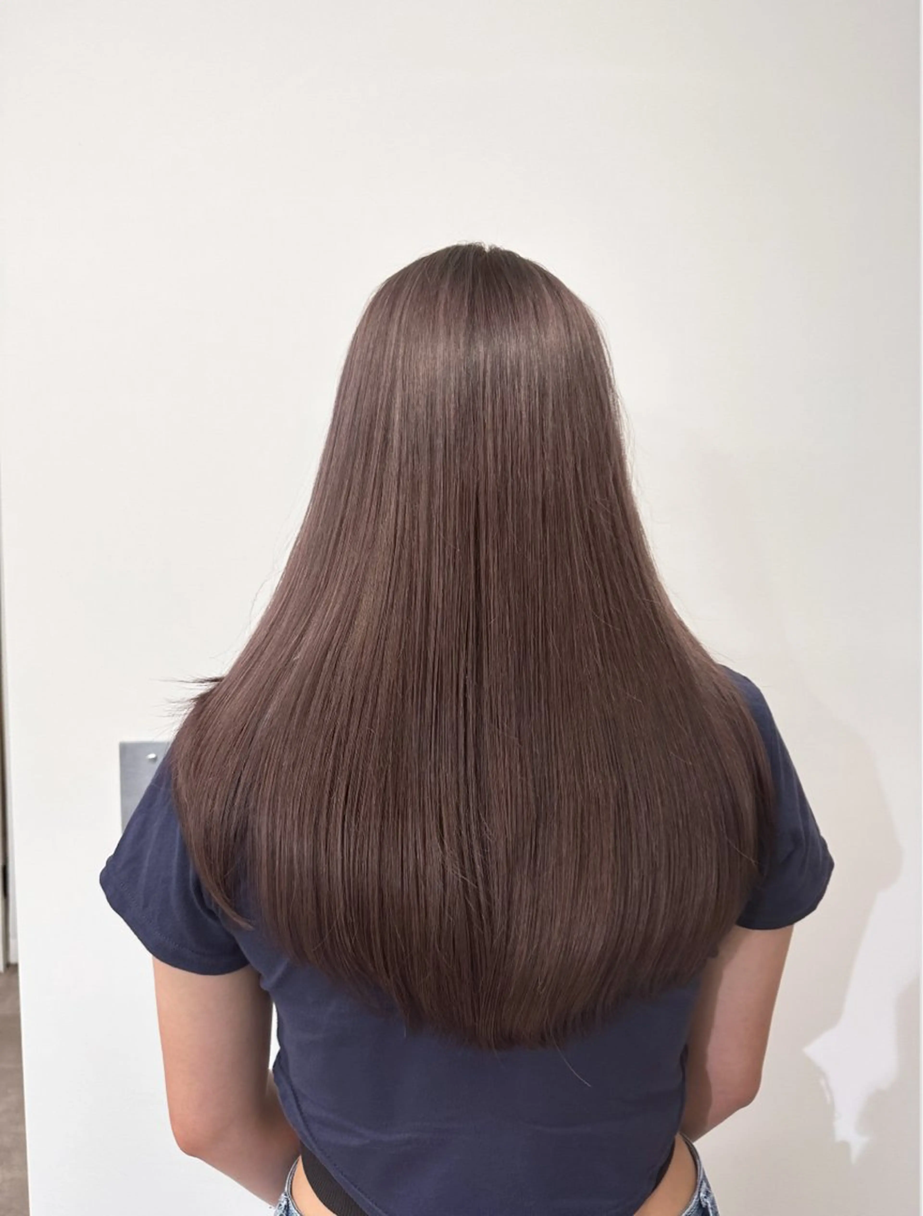 ロング カラー ロングレイヤー ベージュカラー ブリーチ 透明感カラー ダブルカラー カット ヘアカラー トリートメント まるみショート/ ボブ/hinaのヘアスタイル