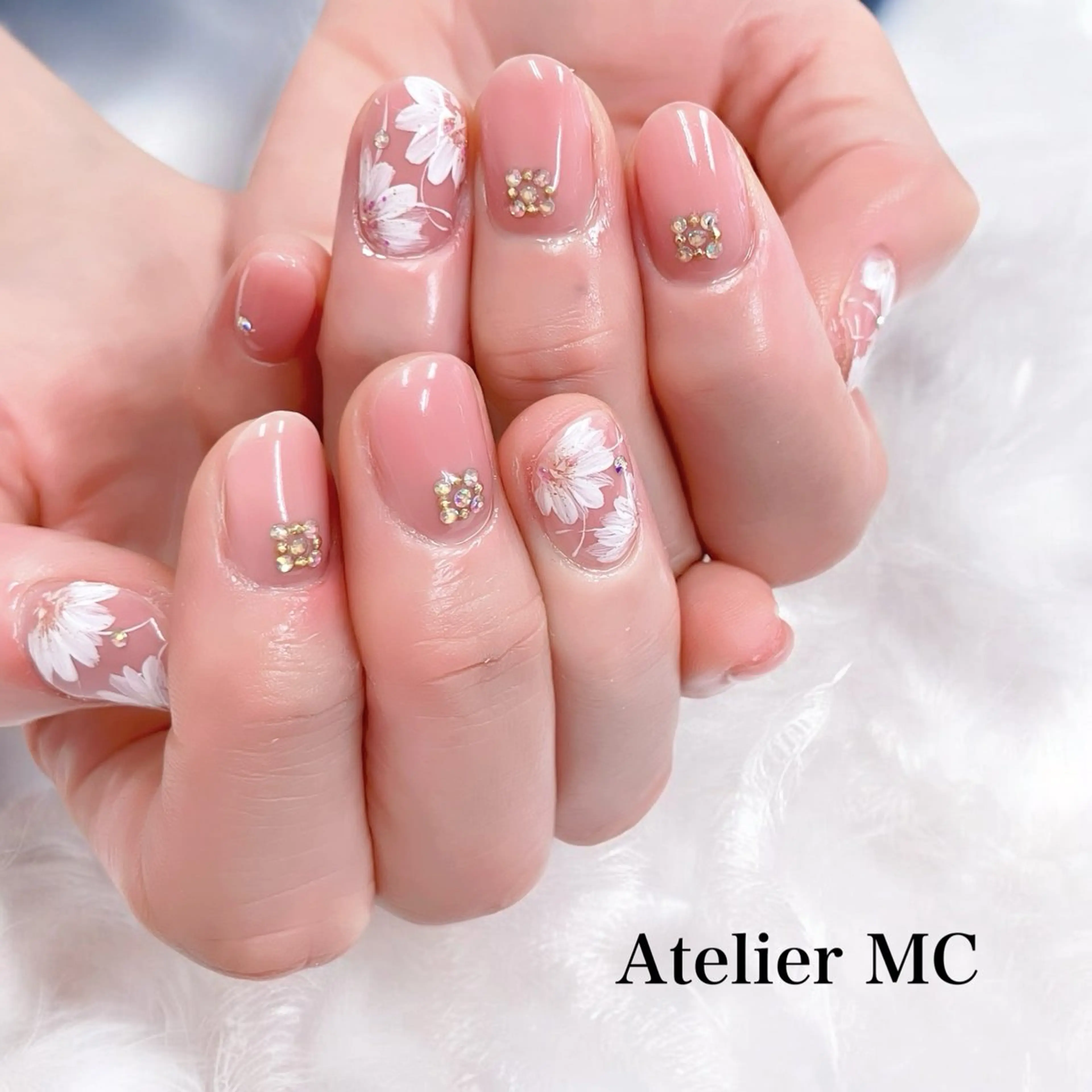 ネイル アトリエ エムシー 【新富町・東銀座】のネイルデザイン