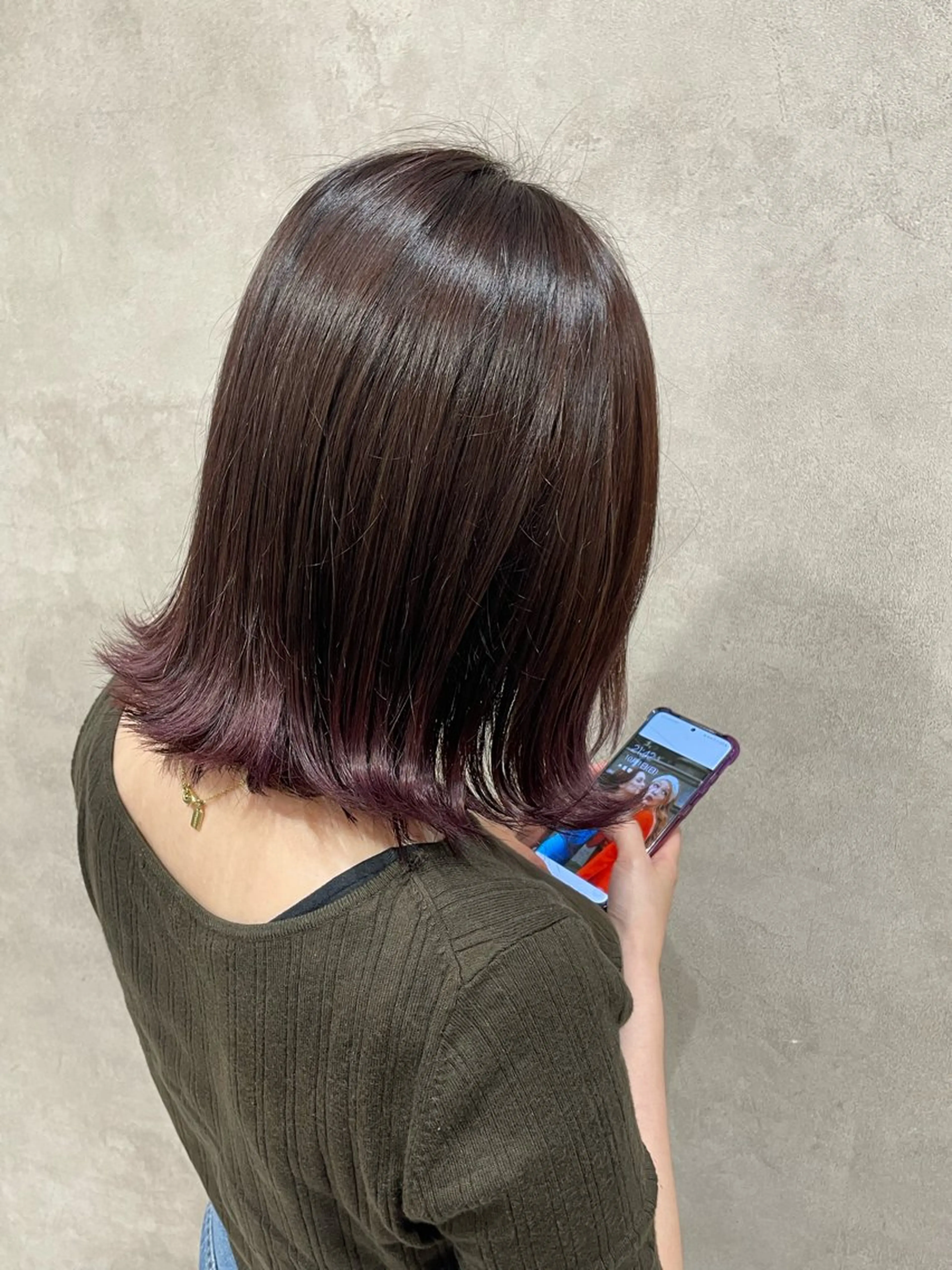ミディアム カラー 三宅 隼生のヘアスタイル