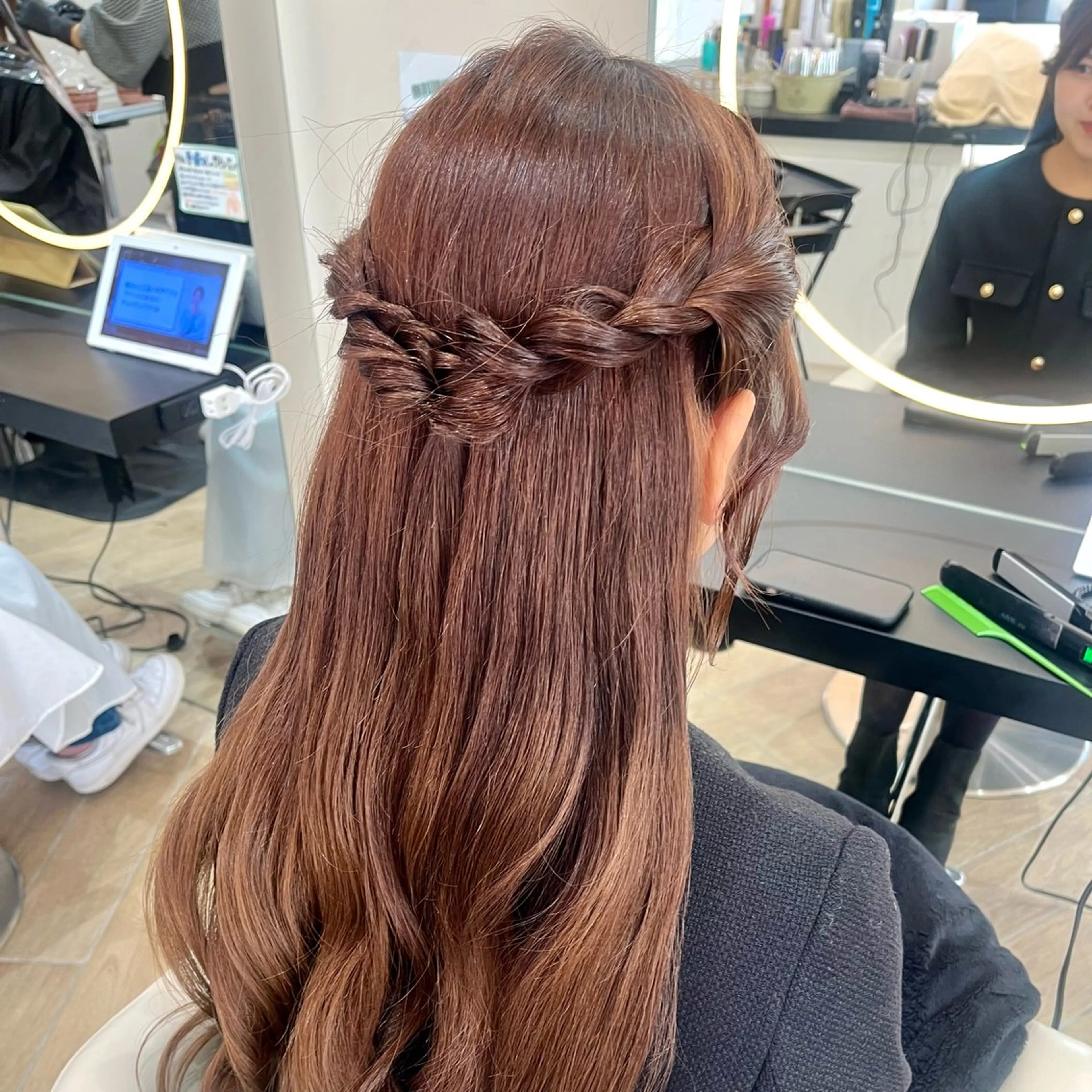 ロング ヘアアレンジ ヘアセット 透明感カラー🫧/ アレンジ/ayanoのヘアスタイル