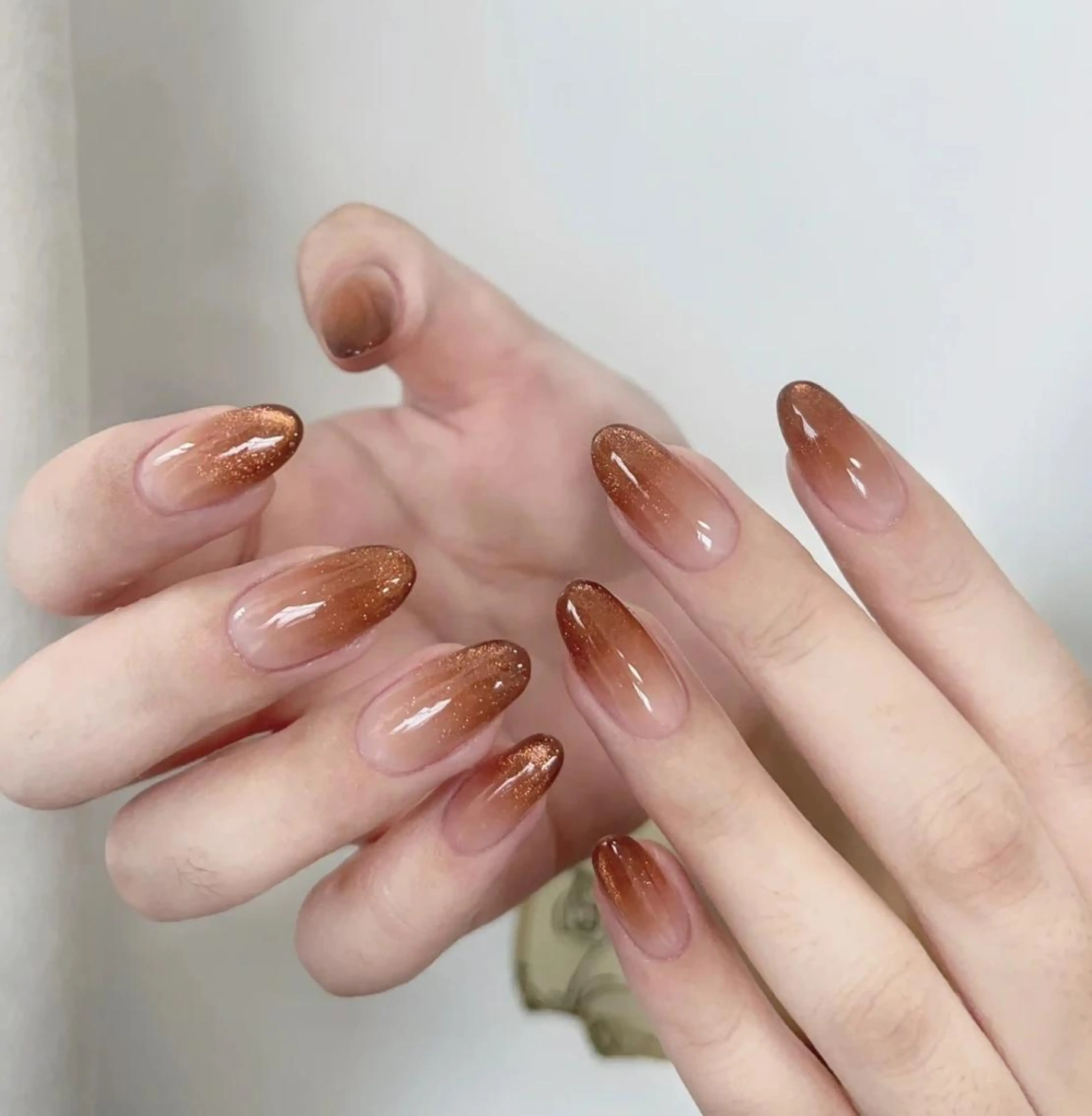 ネイル アートネイル 長さ出し ネイルチップ Queens テイのネイルデザイン