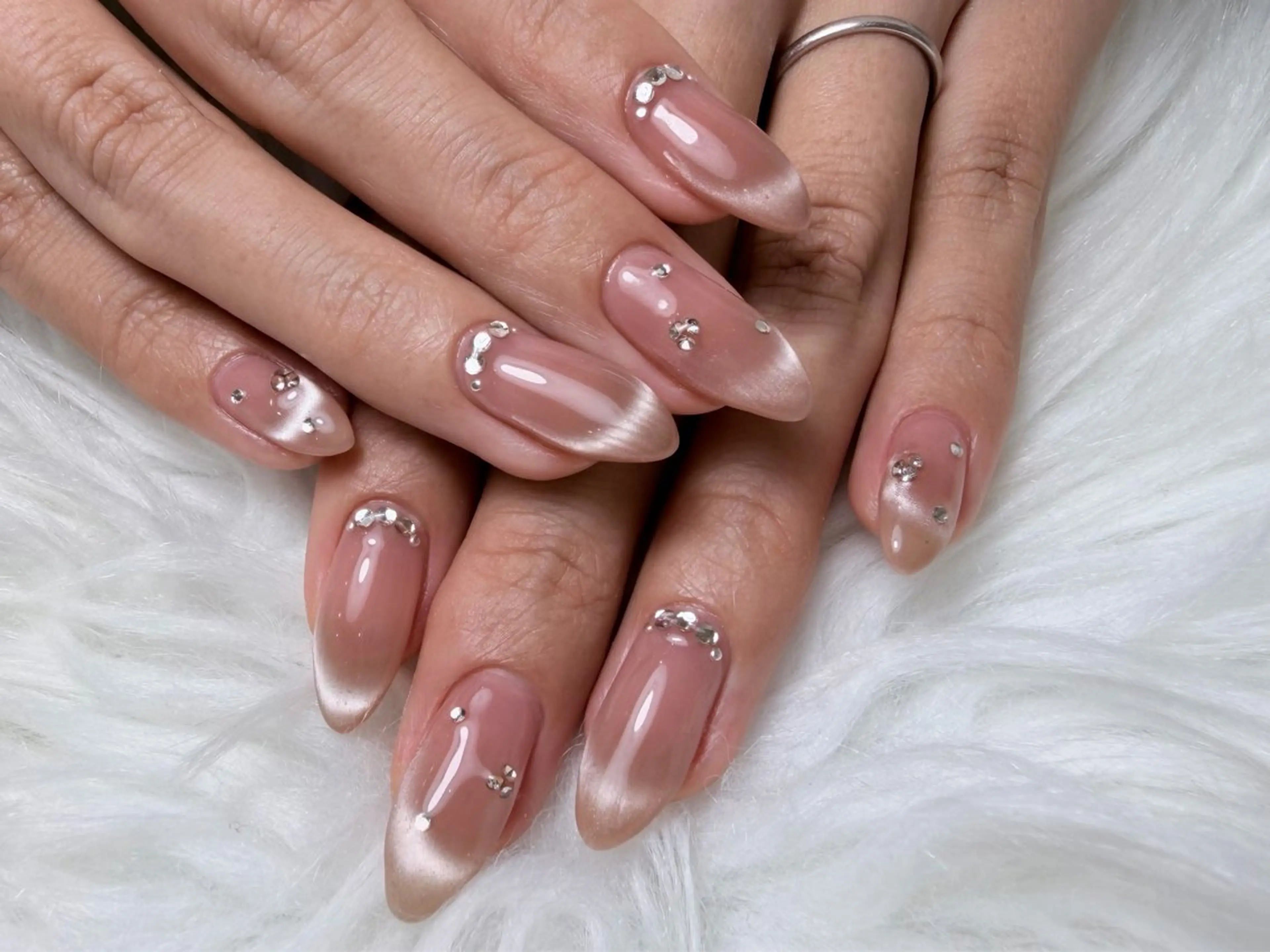 ネイル Nailsalon petille所属・H azのネイルデザイン