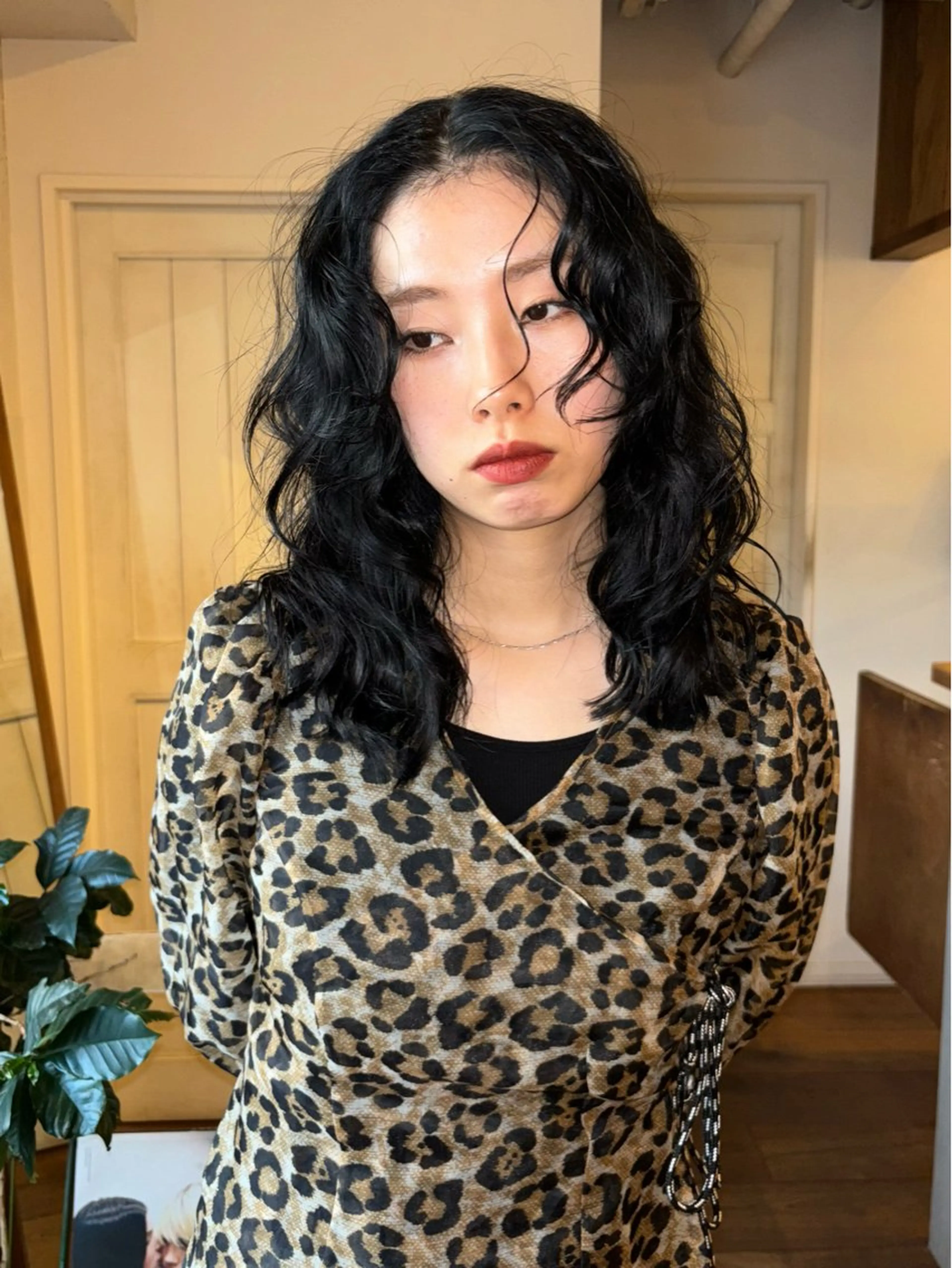 セミロング カラー ファッションに 溶け込むstyleのヘアスタイル