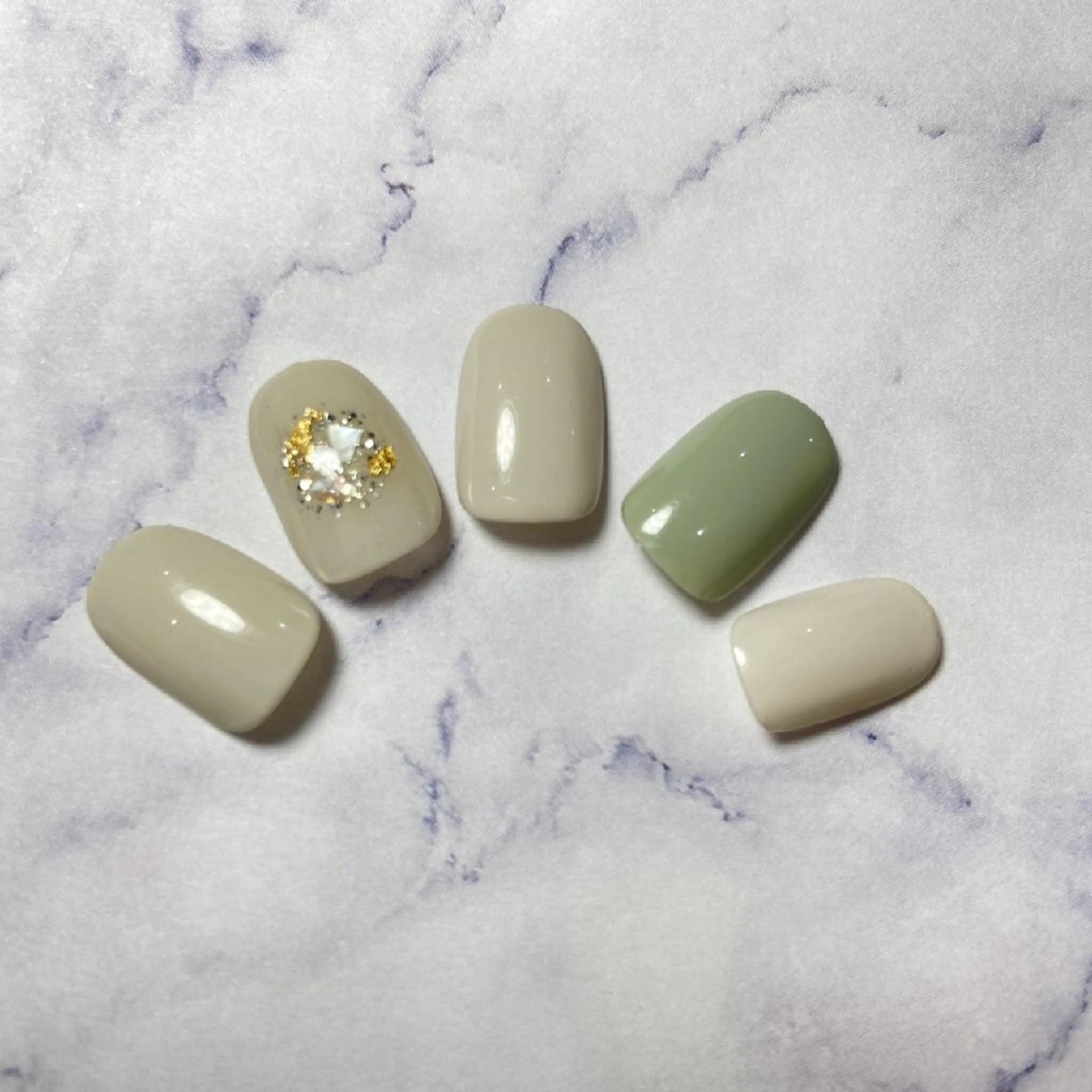 ネイル アートネイル ワンカラーネイル ハンドネイル Nail&eye Belire 新宿のネイルデザイン