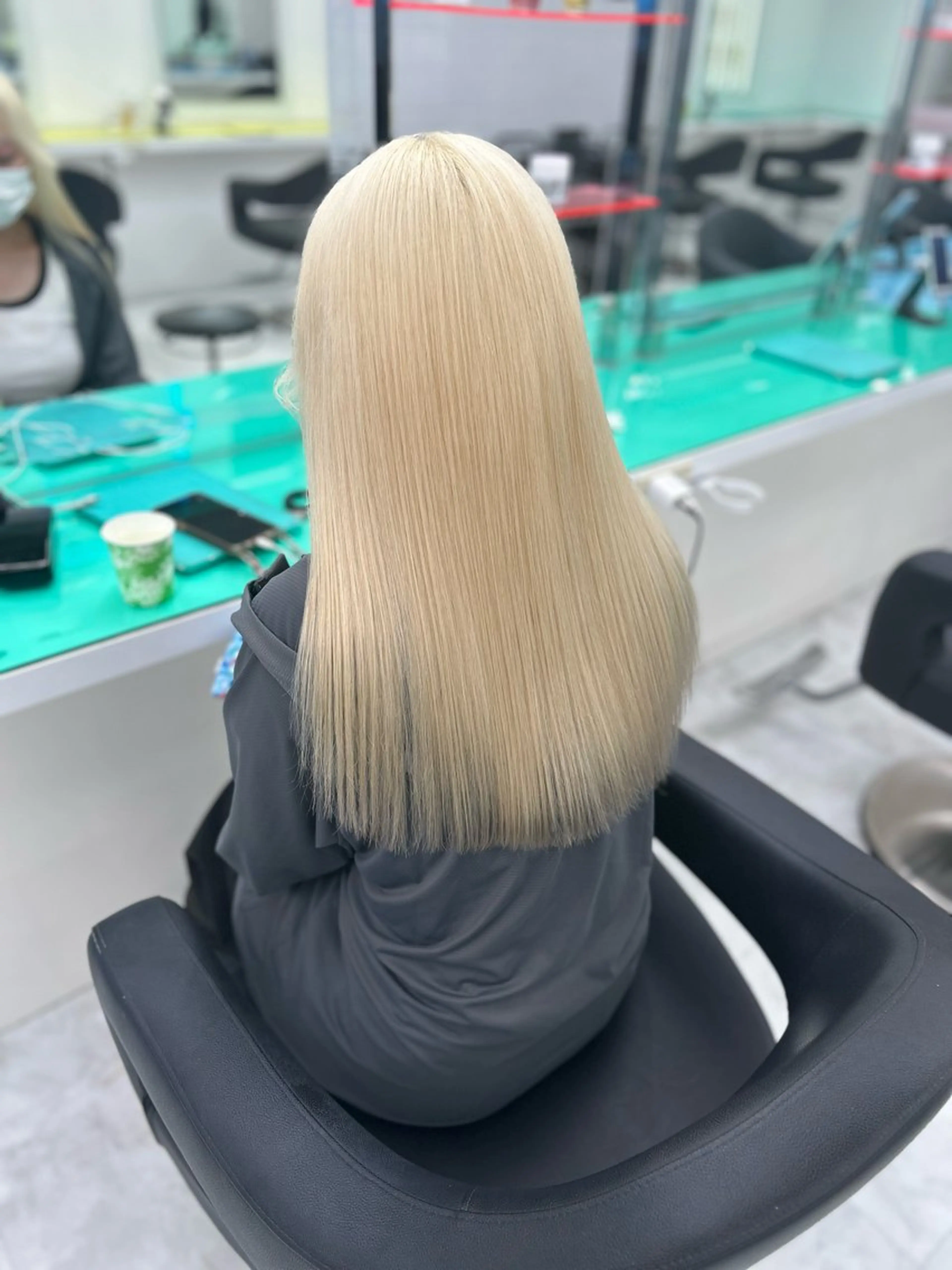 ロング カラー ヘアアレンジ トレンドモテカラー 🩷色落ちまで可愛くのヘアスタイル