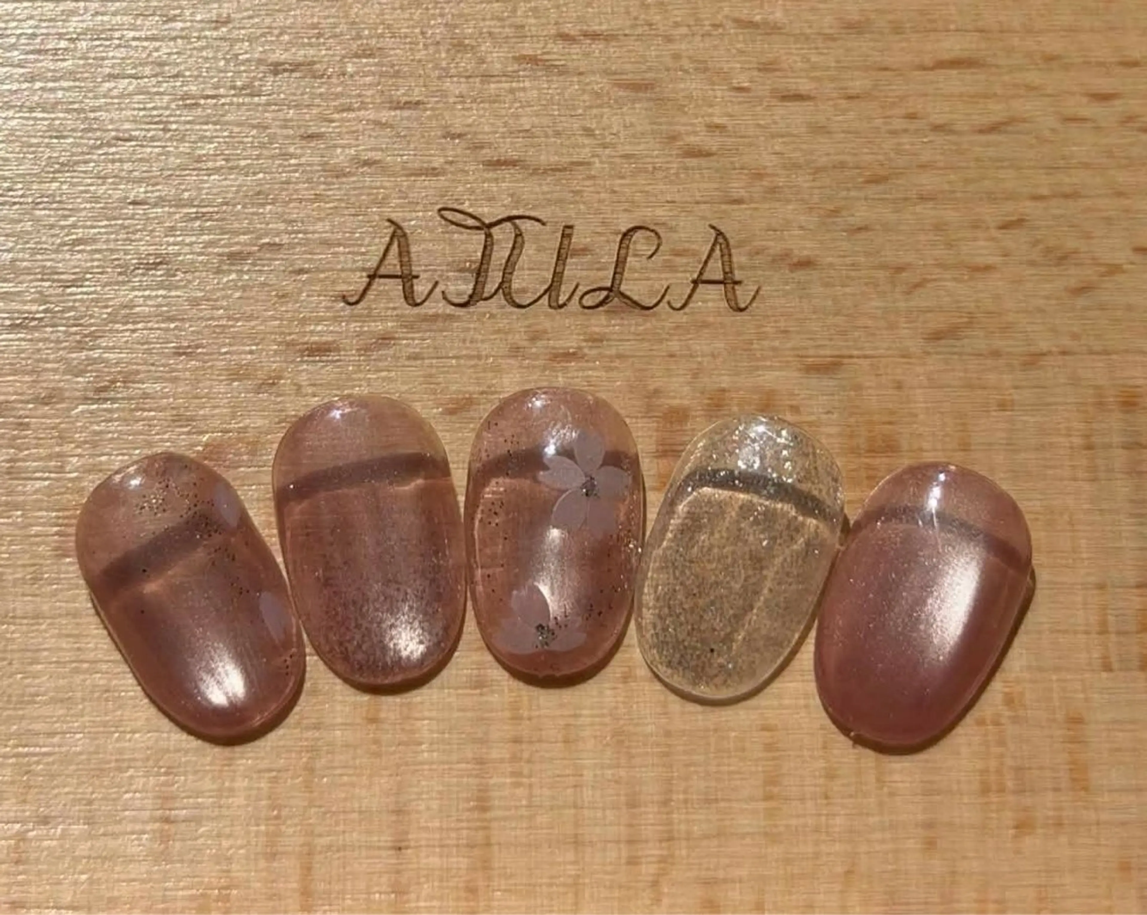 ネイル ハンドネイル ATULA nailのネイルデザイン