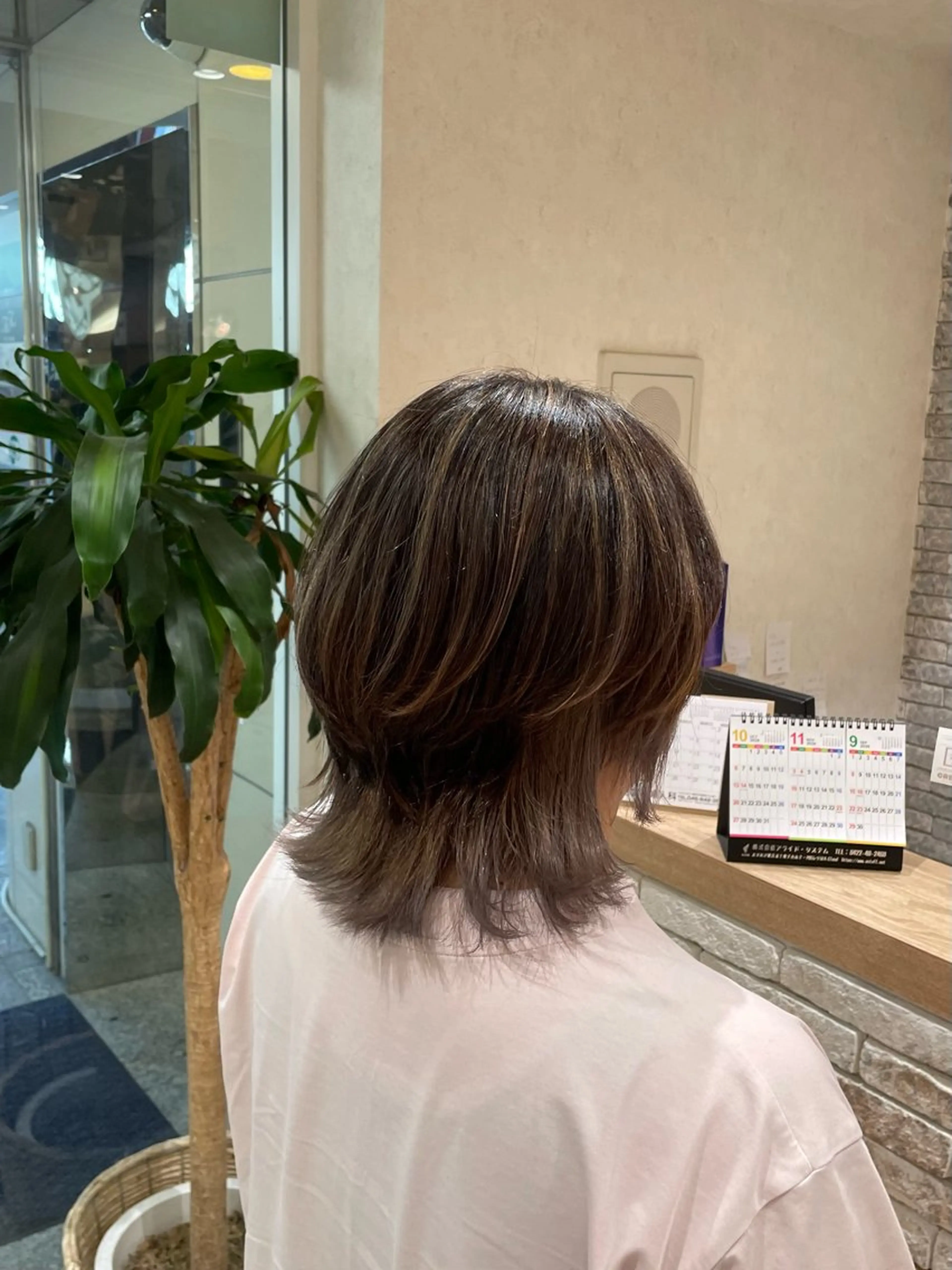 ミディアム カット ⚜️ウルフカット⚜️ タナミ　ミハルのヘアスタイル