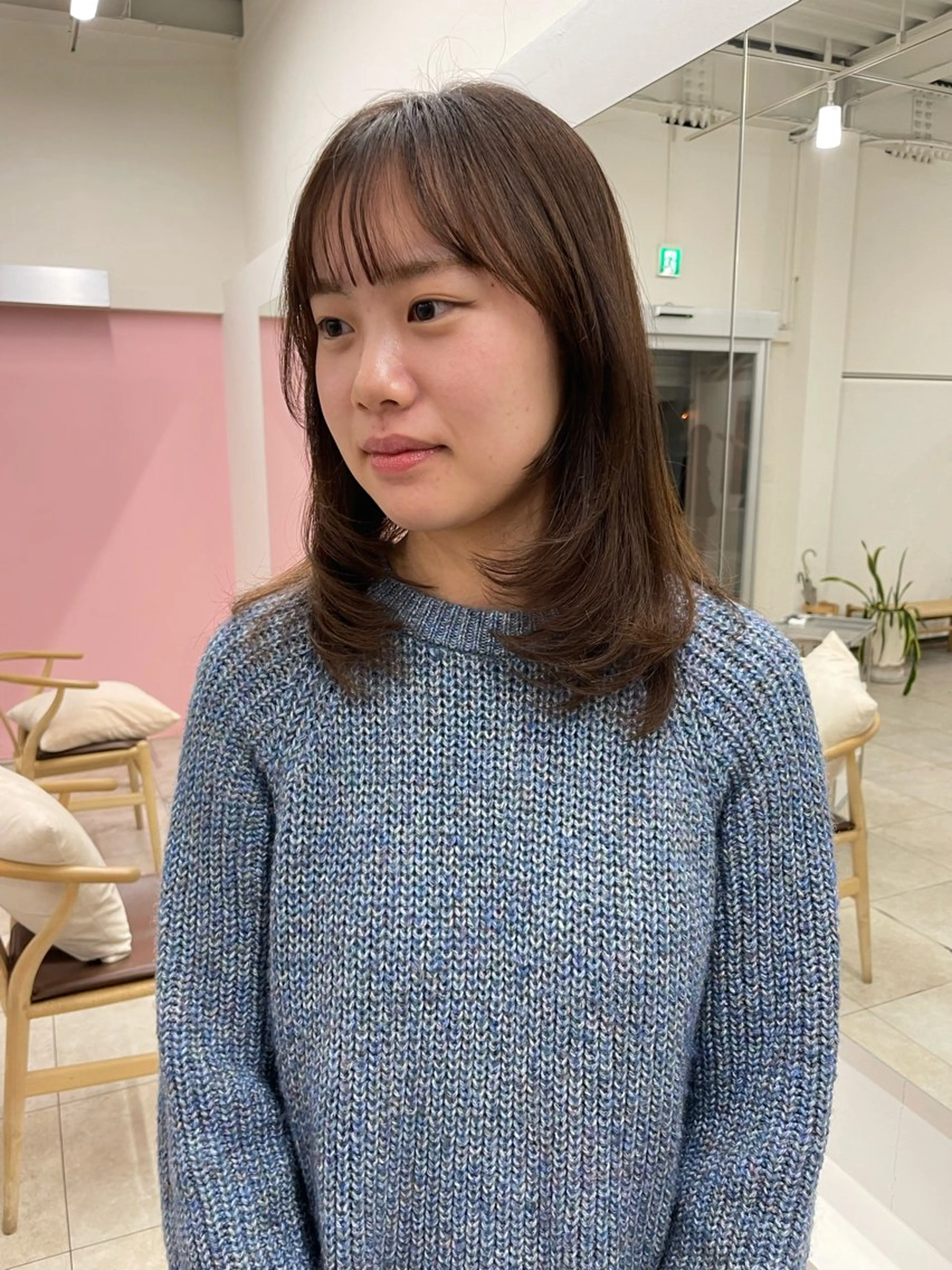 ミディアム 相澤 陽菜のヘアスタイル