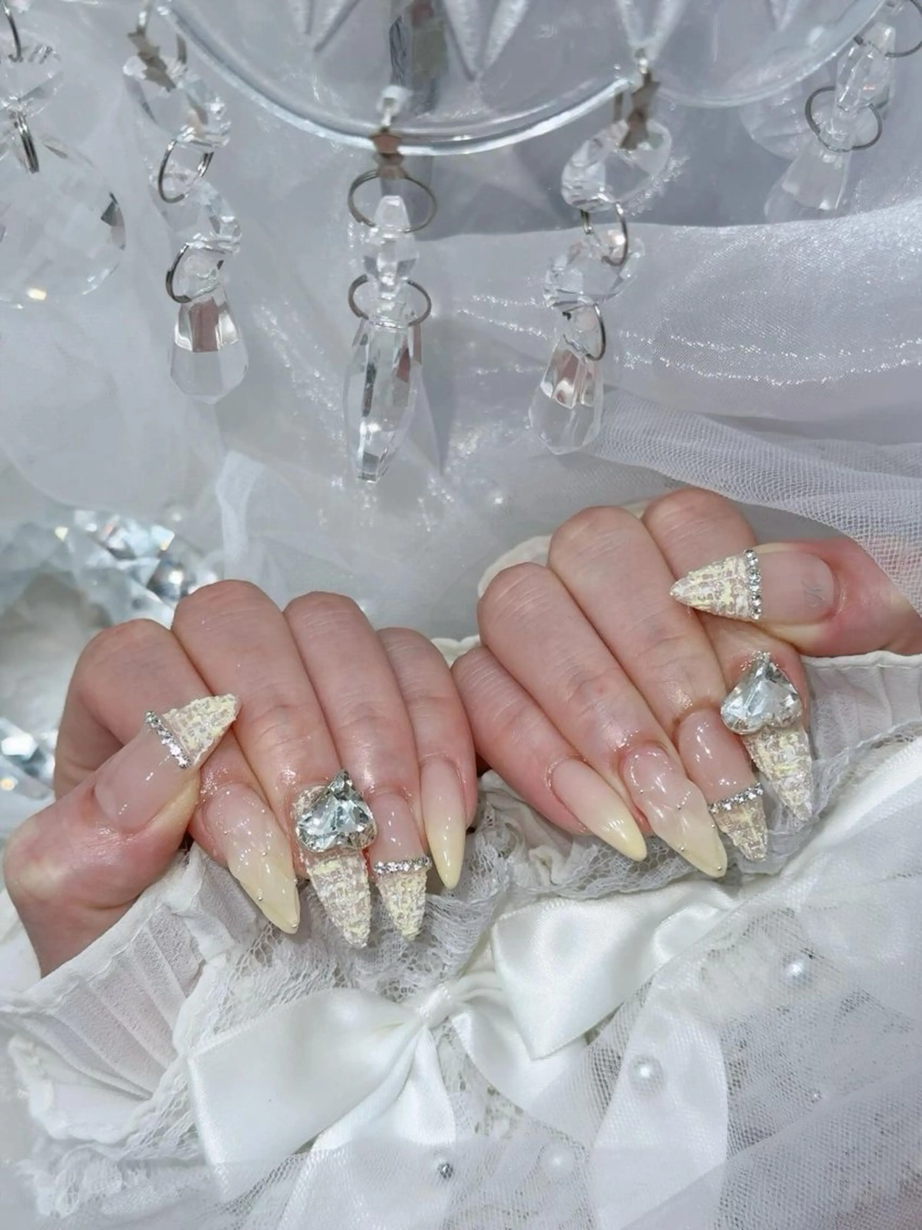 カラー グラデーションカラー ピンクカラー ハンドネイル AIN Nailのネイルデザイン