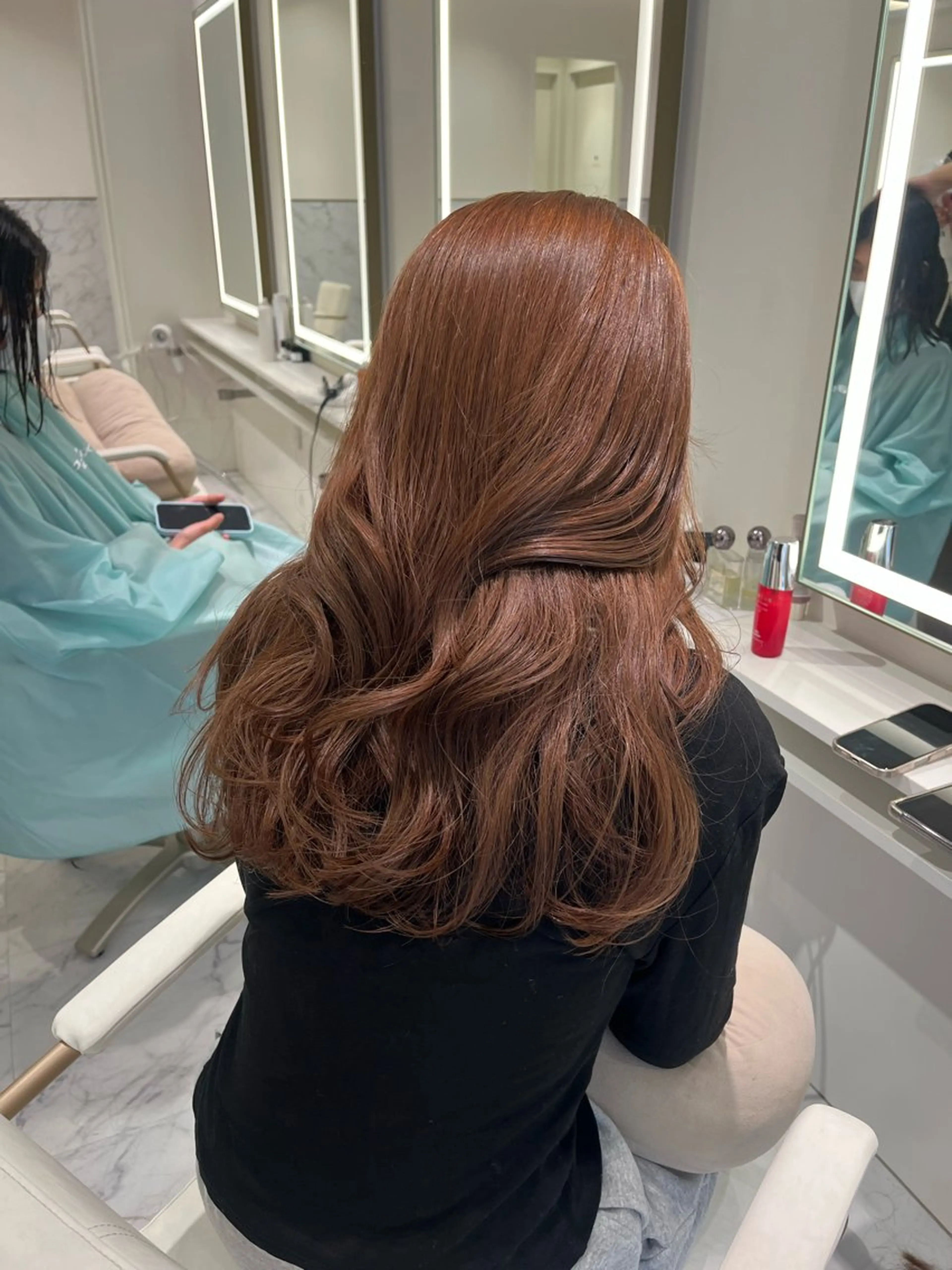 セミロング ヘアカラー ParveMix /石田 佳澄🩶のヘアスタイル