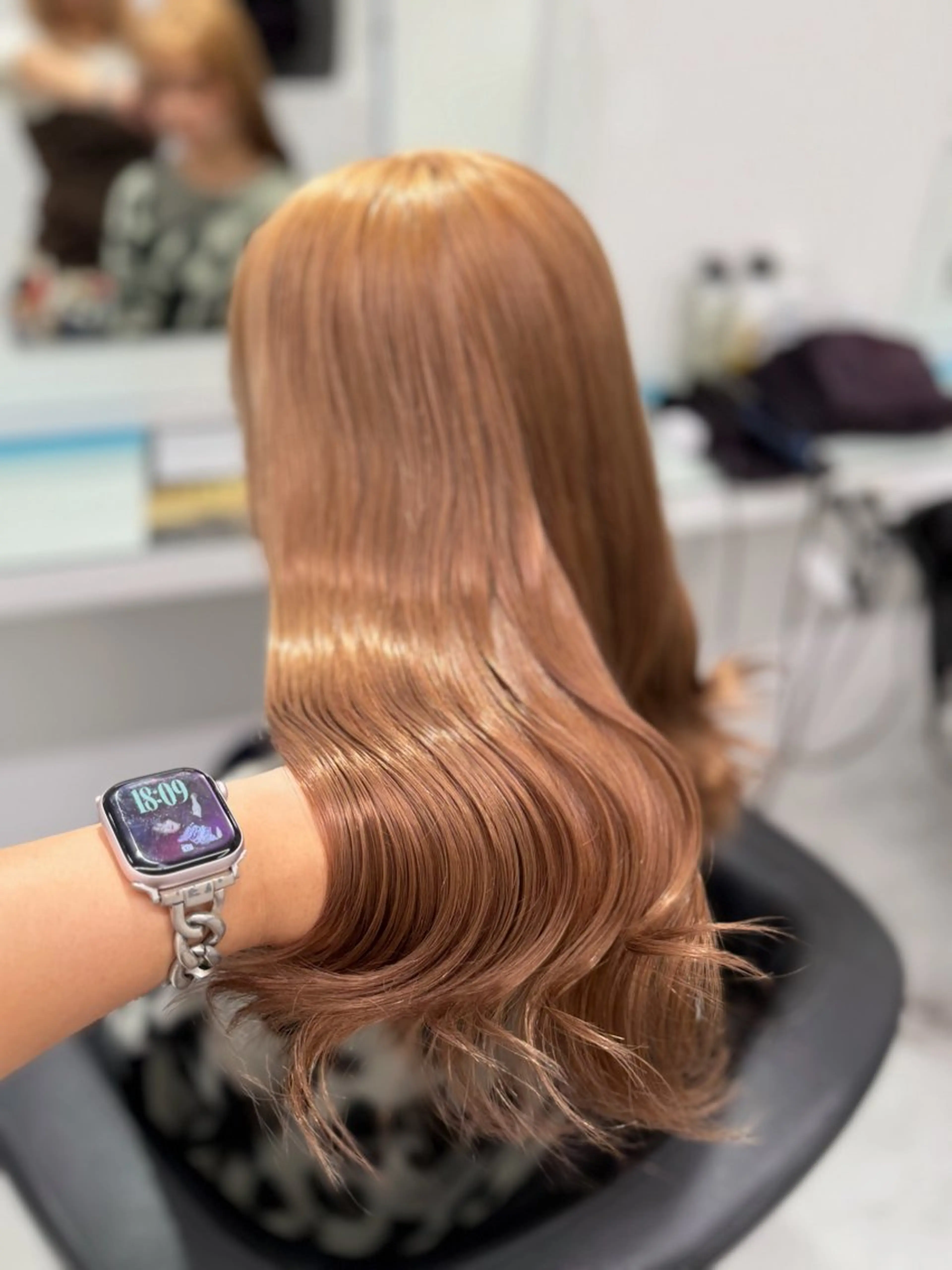 ロング ヘアカラー トリートメント 中野 美結のヘアスタイル