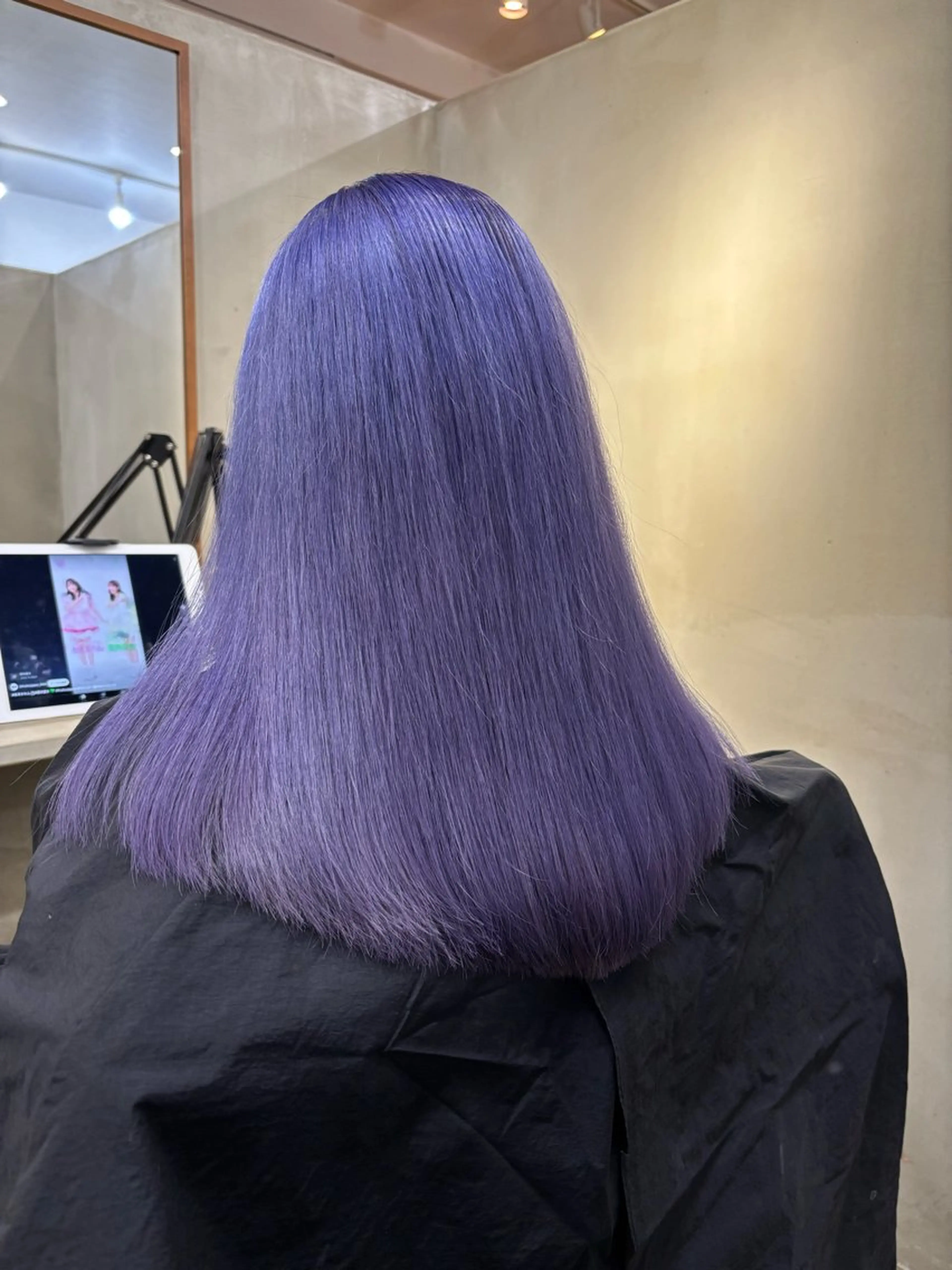 セミロング カラー ブリーチ バイオレットカラー ヘアカラー 中園康 /カラー/ブリーチのヘアスタイル