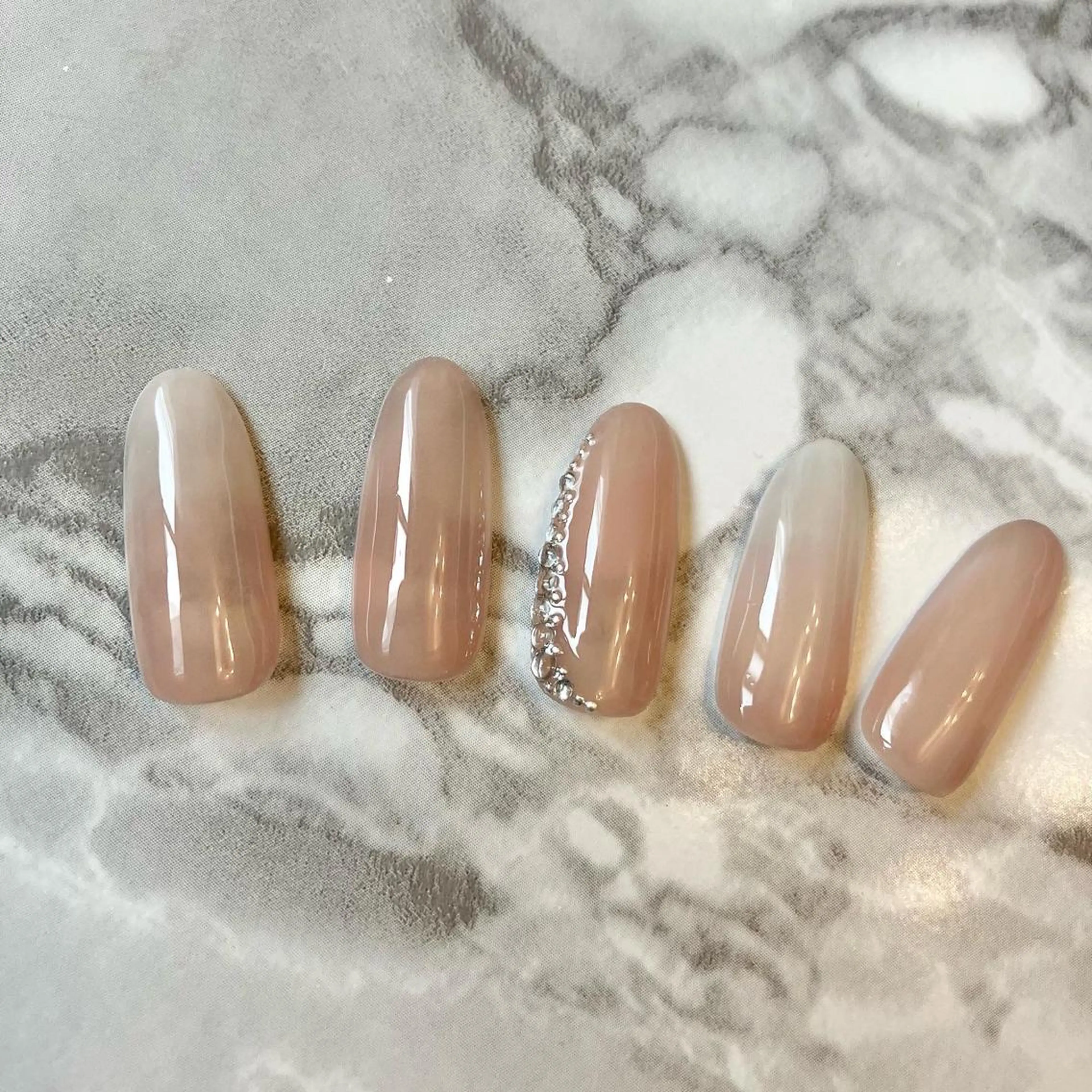 ネイル ハンドネイル ネイルサロン D-glowのネイルデザイン