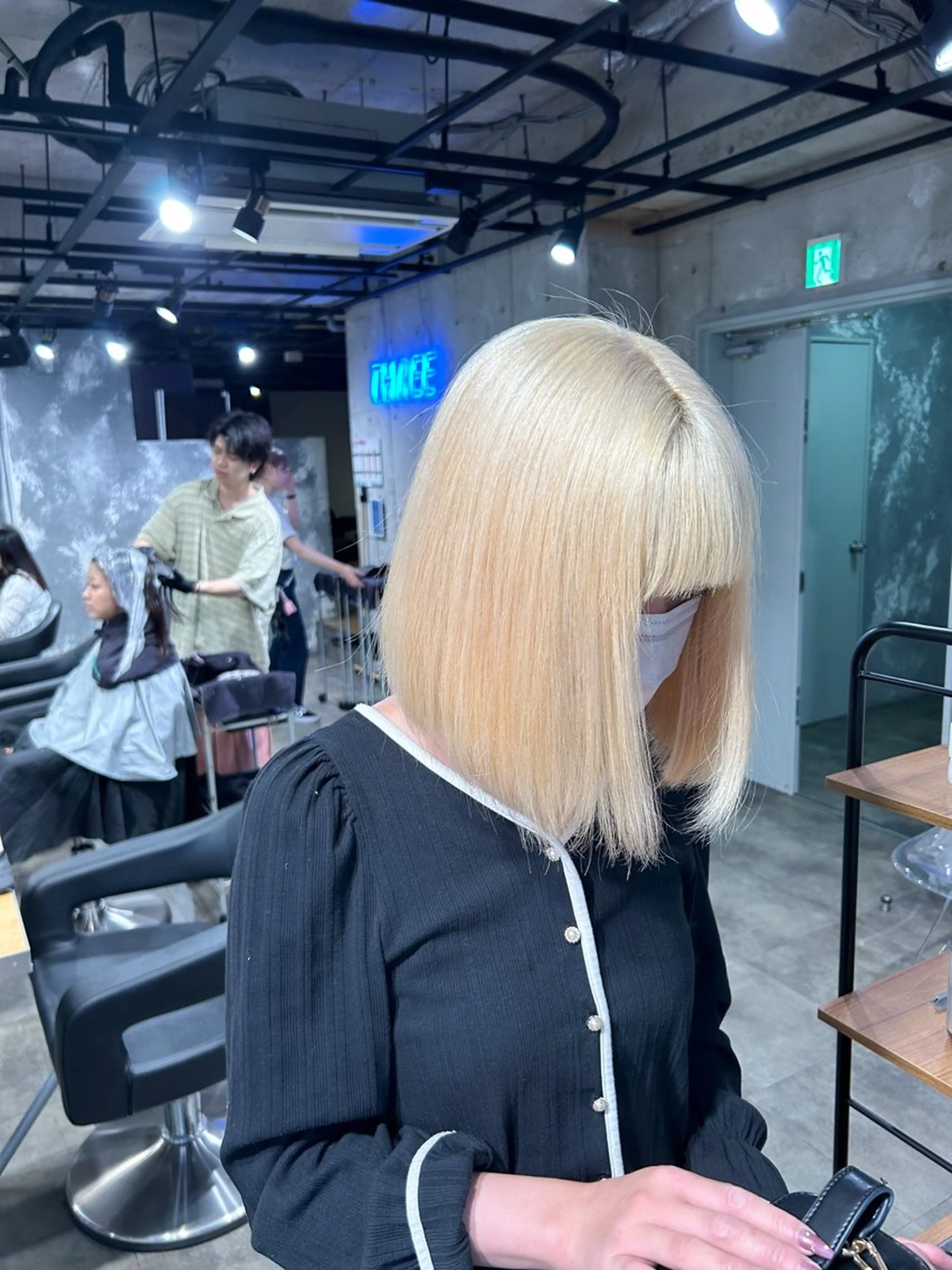 ショート カラー ブリーチ ケアブリーチ ハイトーンカラー 【縮毛矯正ブリーチ】 MANATO🌈のヘアスタイル