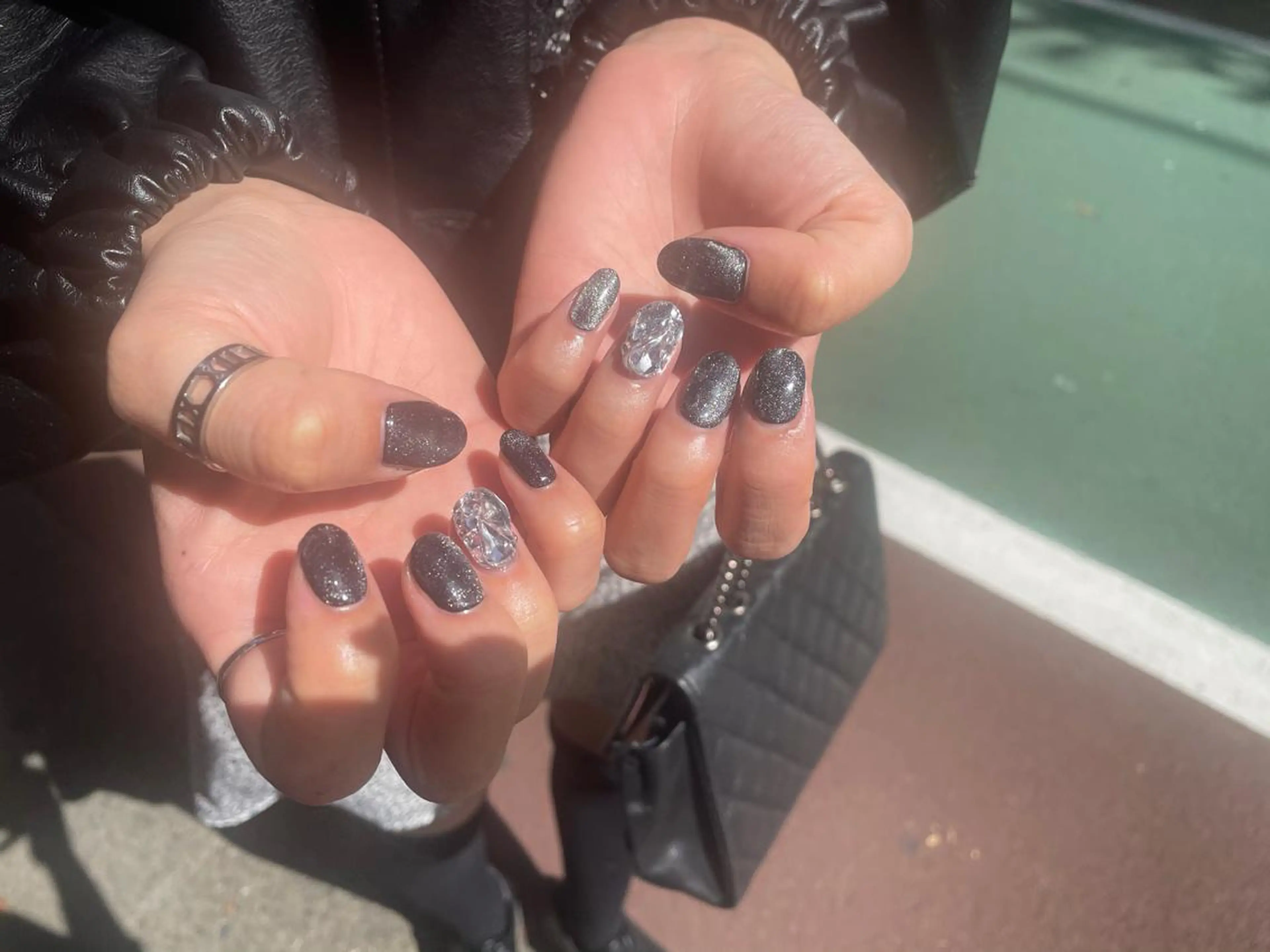 ネイル ハンドネイル ハンドケア はばすみれ🎀ﾈｲﾙ 光ﾌｪｲｼｬﾙ ﾍｱのネイルデザイン