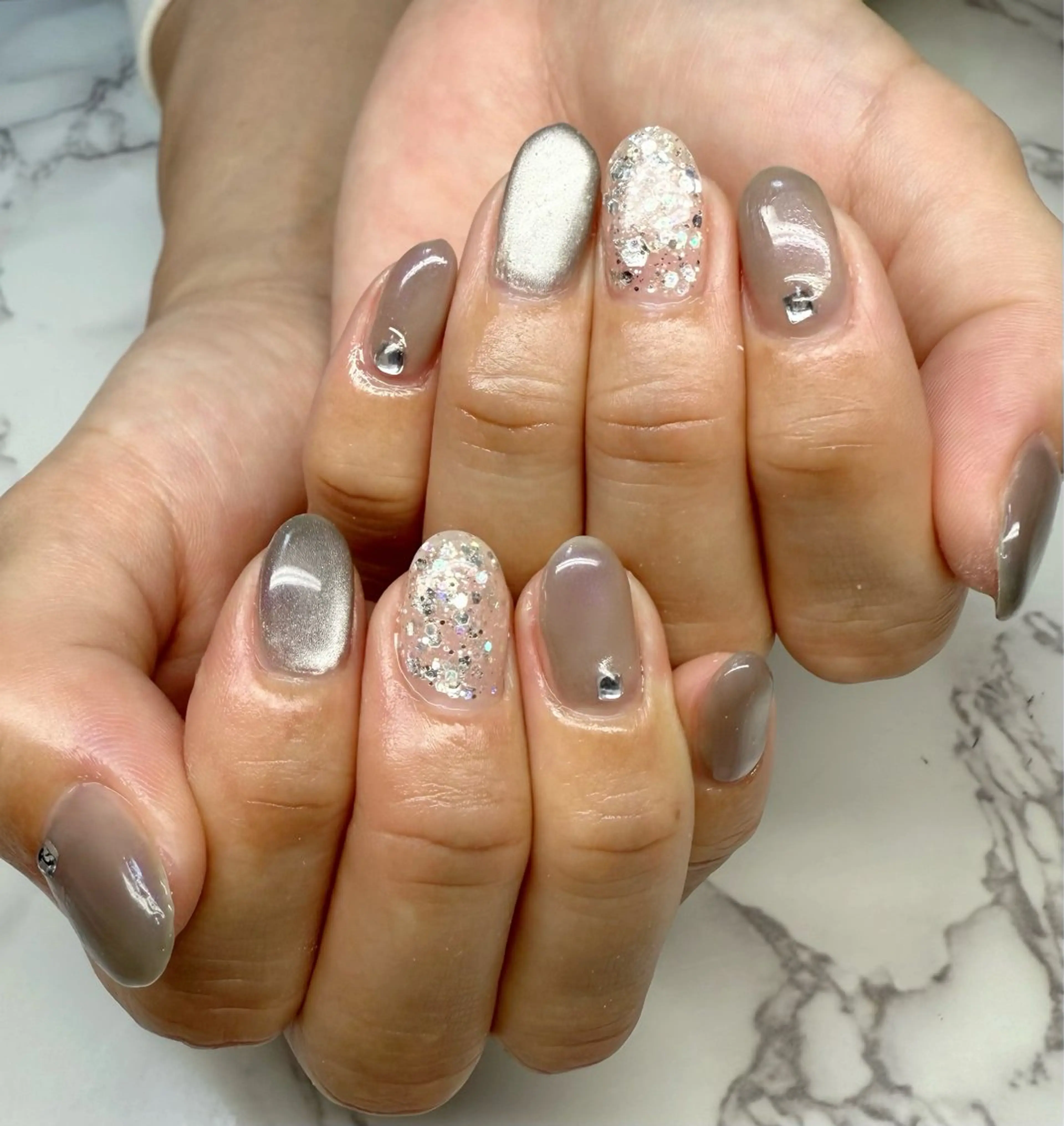 ネイル アートネイル チークネイル フレンチネイル 氷ネイル・うるうるネイル キラキラネイル M.N_ nailのネイルデザイン