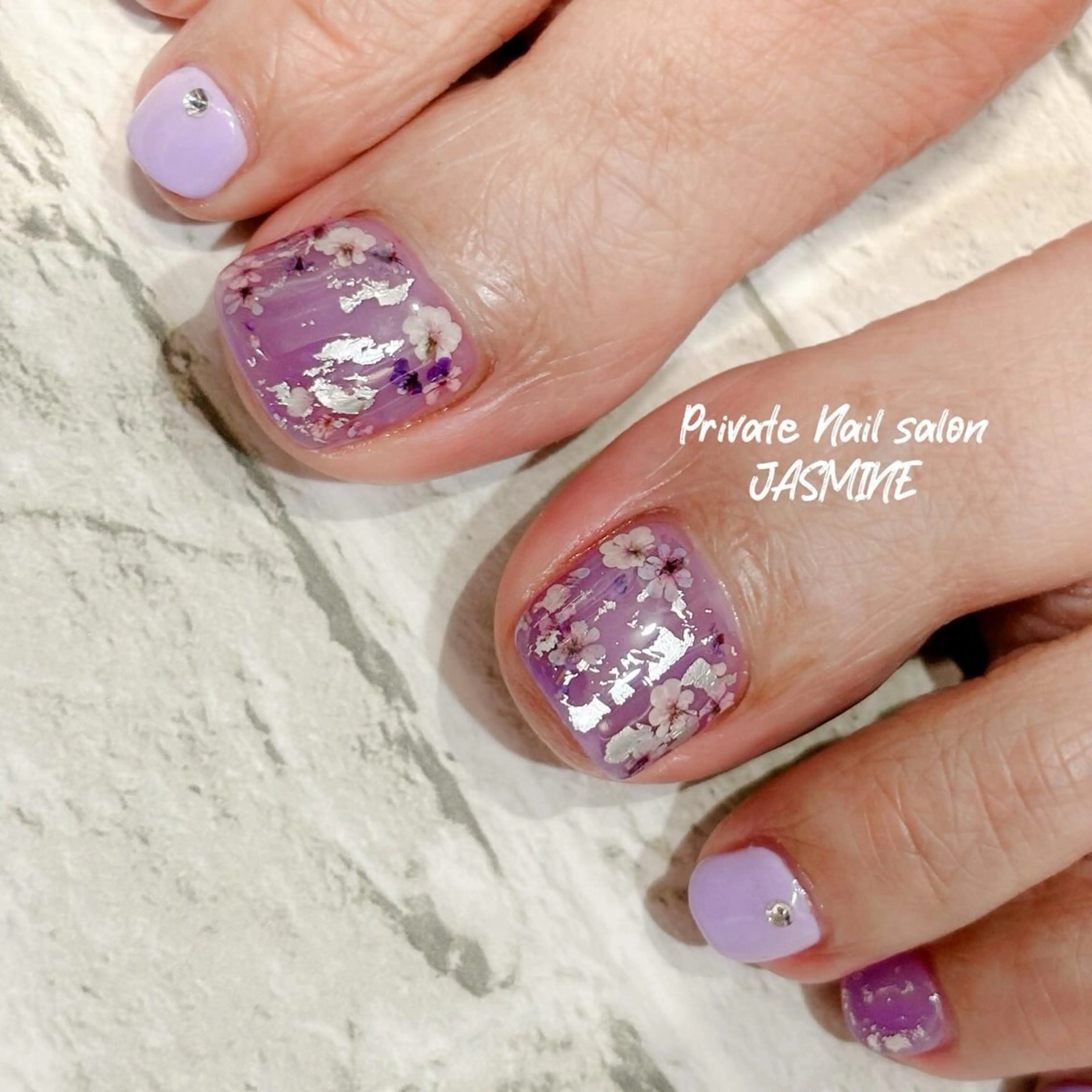 ネイル フラワーネイル フットネイル パープル Nail salon JASMINEのネイルデザイン
