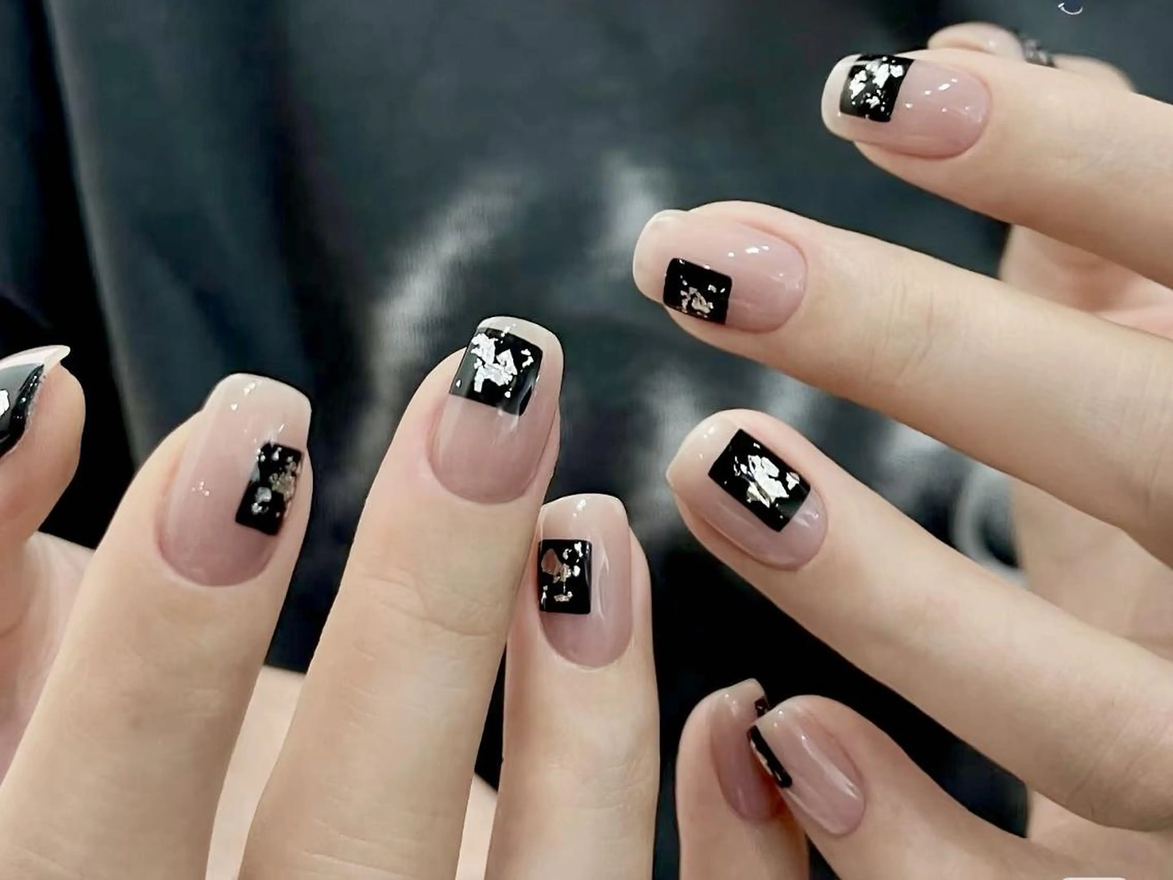 ネイル アートネイル カジュアル ジェルネイル ホログラムネイル 持ち込み ハンドネイル ハンドケア 💗NA.YUKI NAIL💗のネイルデザイン