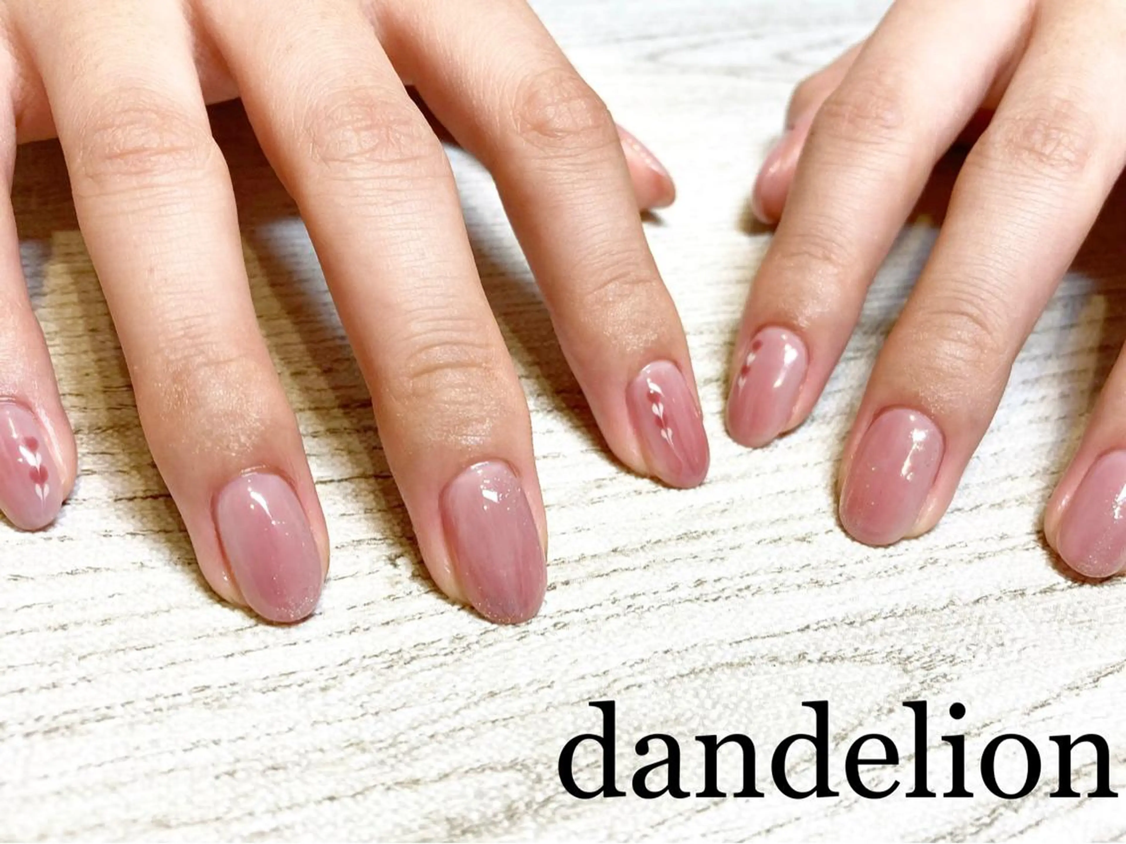 ネイル ハンドネイル ハンドケア dandelion ダンデライオンのネイルデザイン