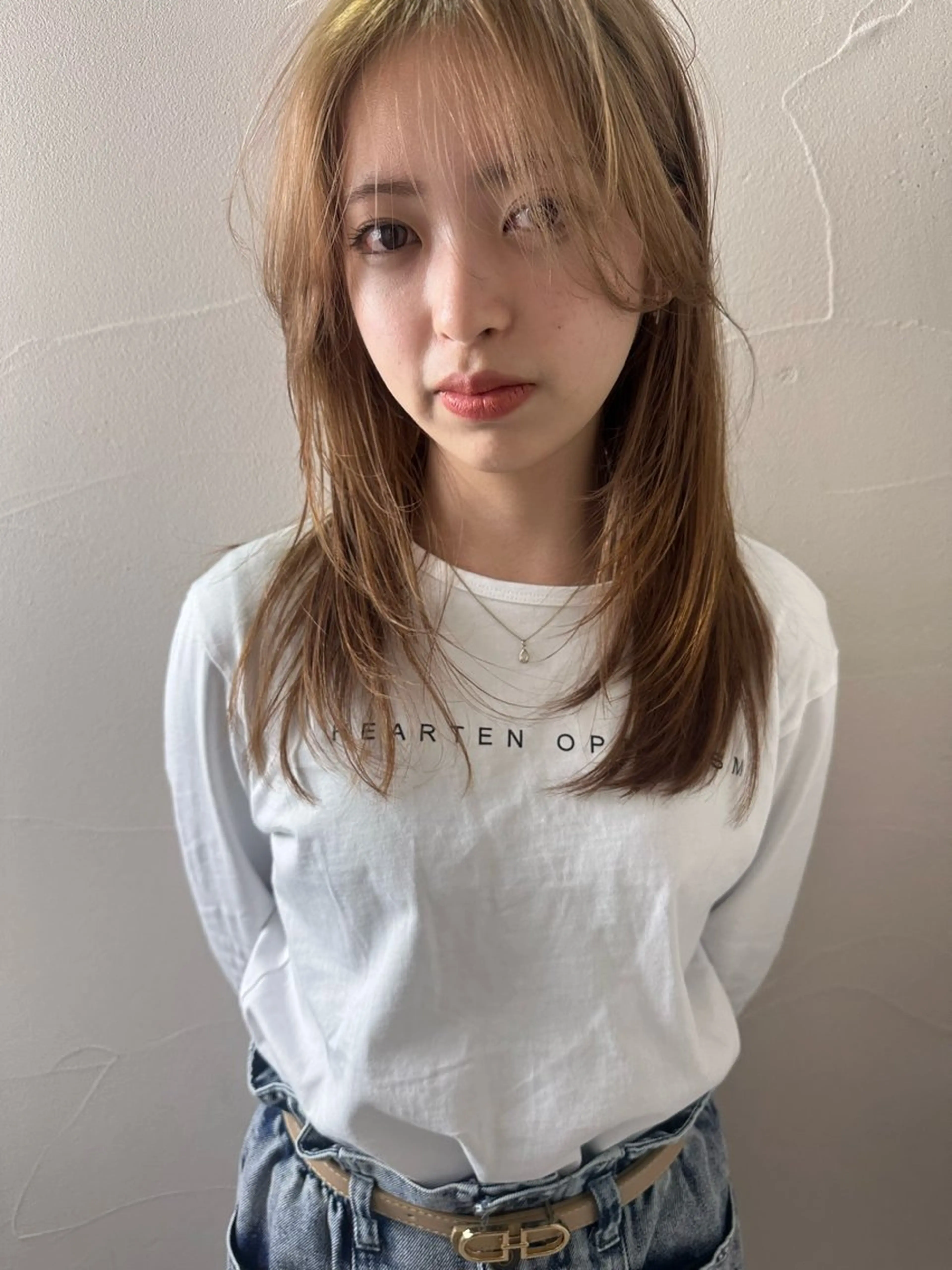 セミロング レイヤーカット 中野 莉子のヘアスタイル