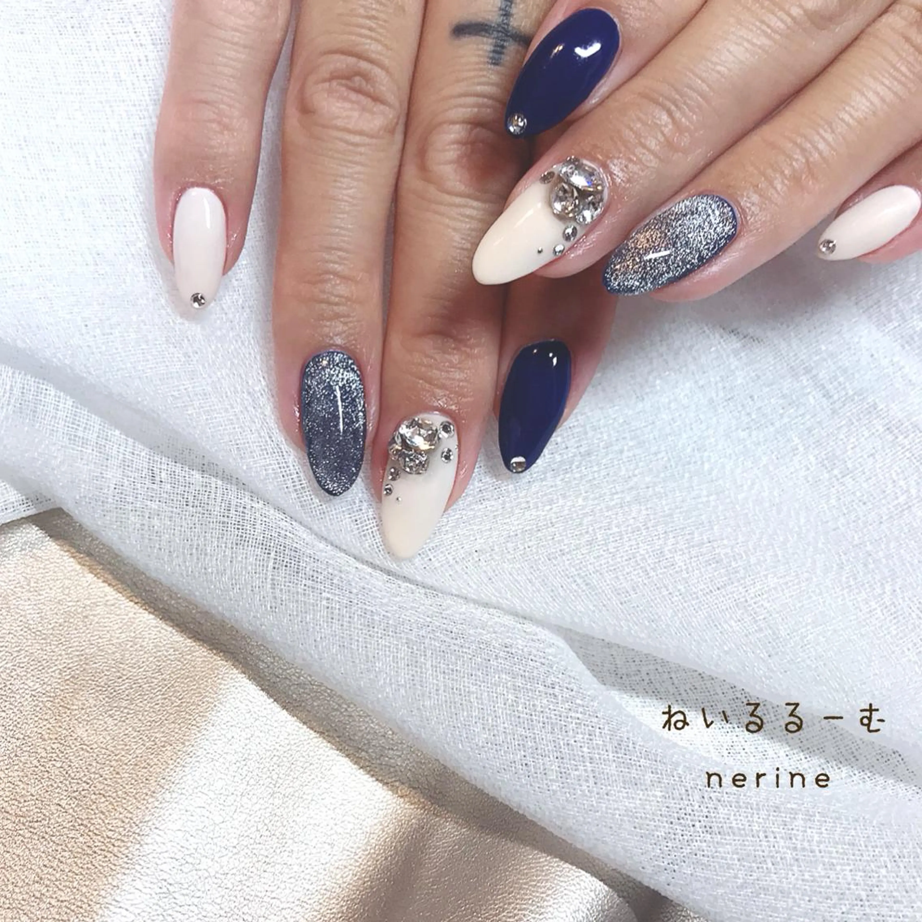 ネイル ロングネイル NAILST Naomiのネイルデザイン