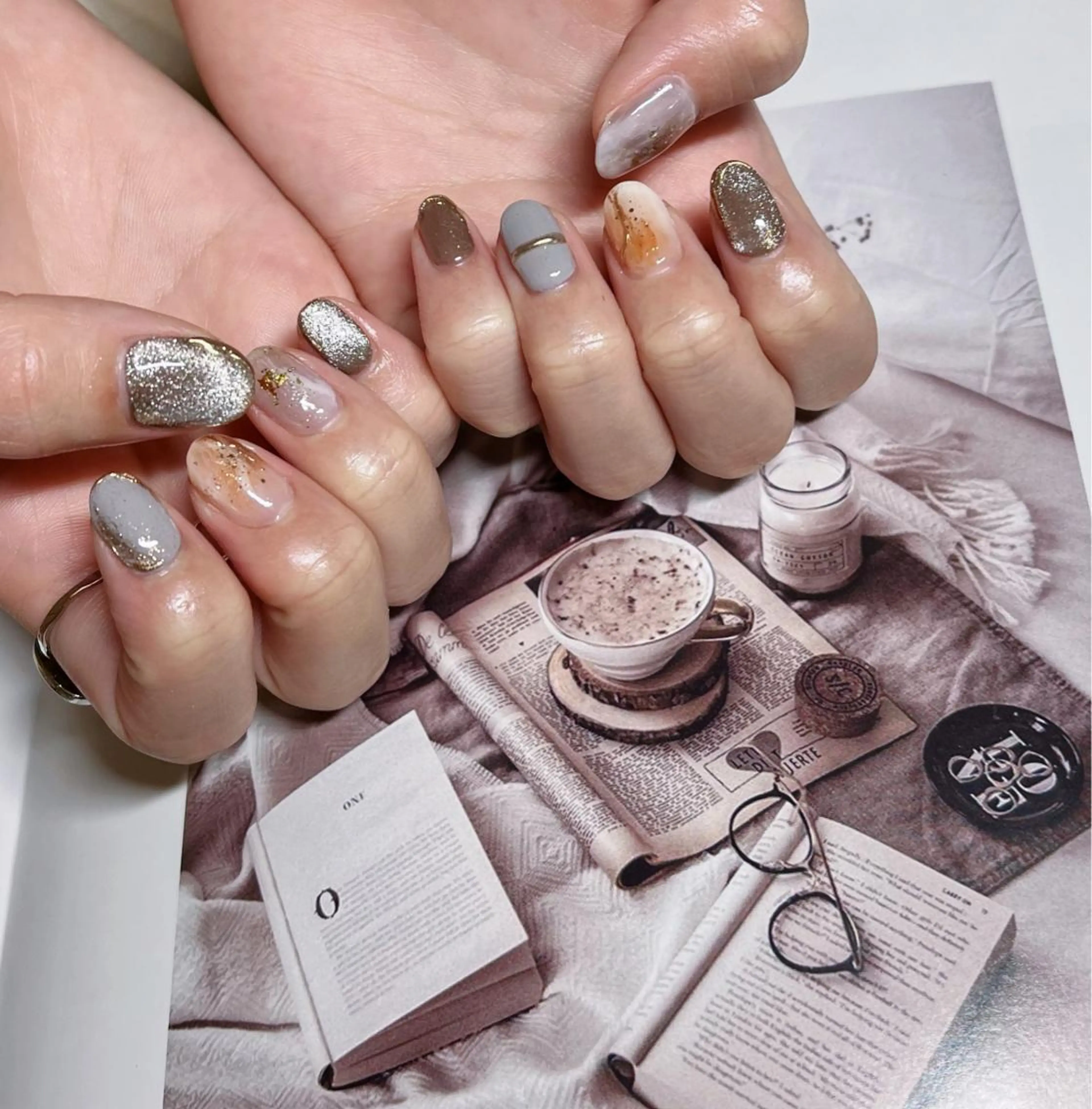 ネイル オーロラネイル フットネイル フレンチネイル ジェルネイル 韓国ネイル ハンドネイル ハンドケア 【ENサロン】 Rei🎀Nailのネイルデザイン