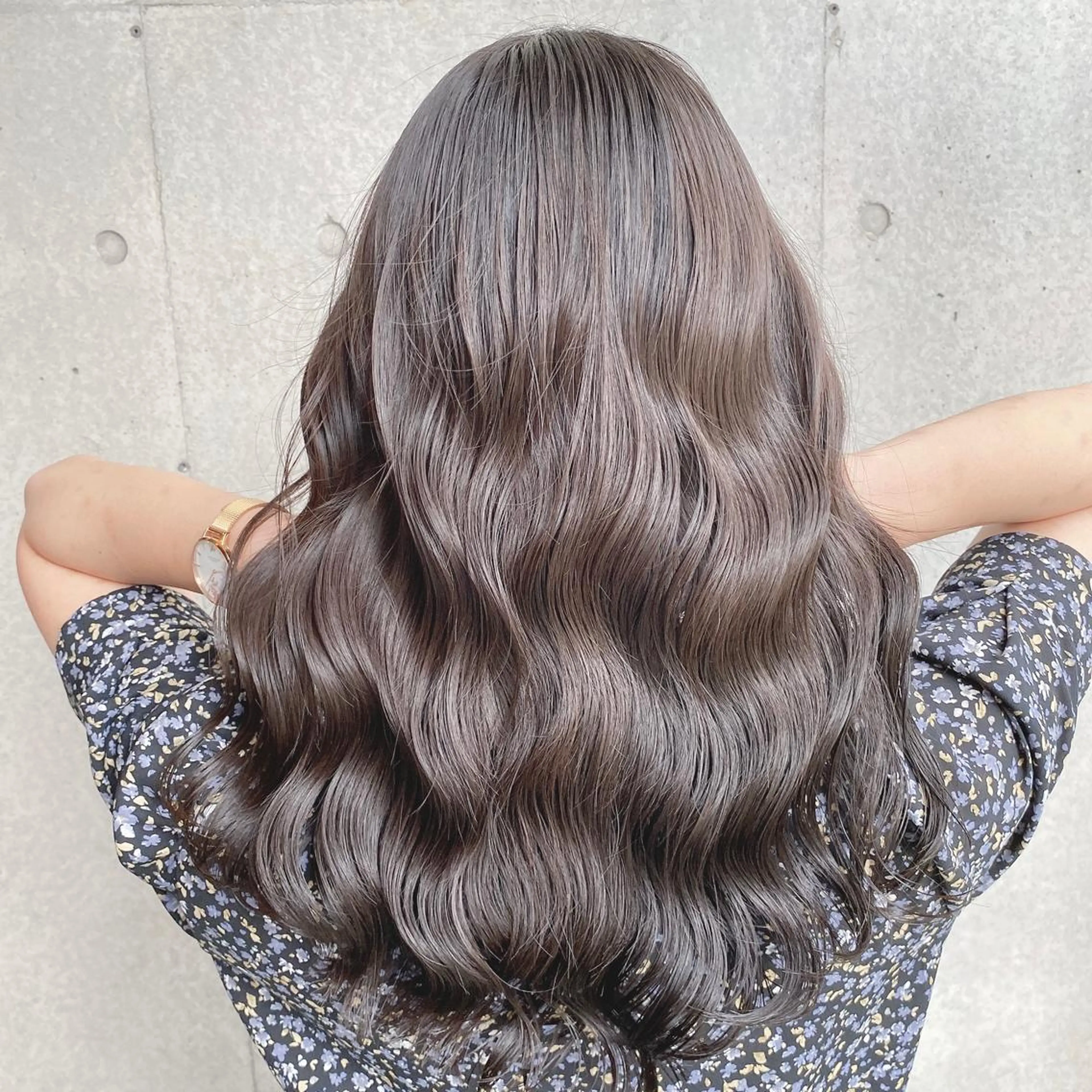 ロング カラー ブリーチ ハイライトカラー インナーカラー ブリーチなしカラー ハイライト ヘアカラー トリートメント ブリーチなし✨艶髪 カラー𓃲YAGIのヘアスタイル