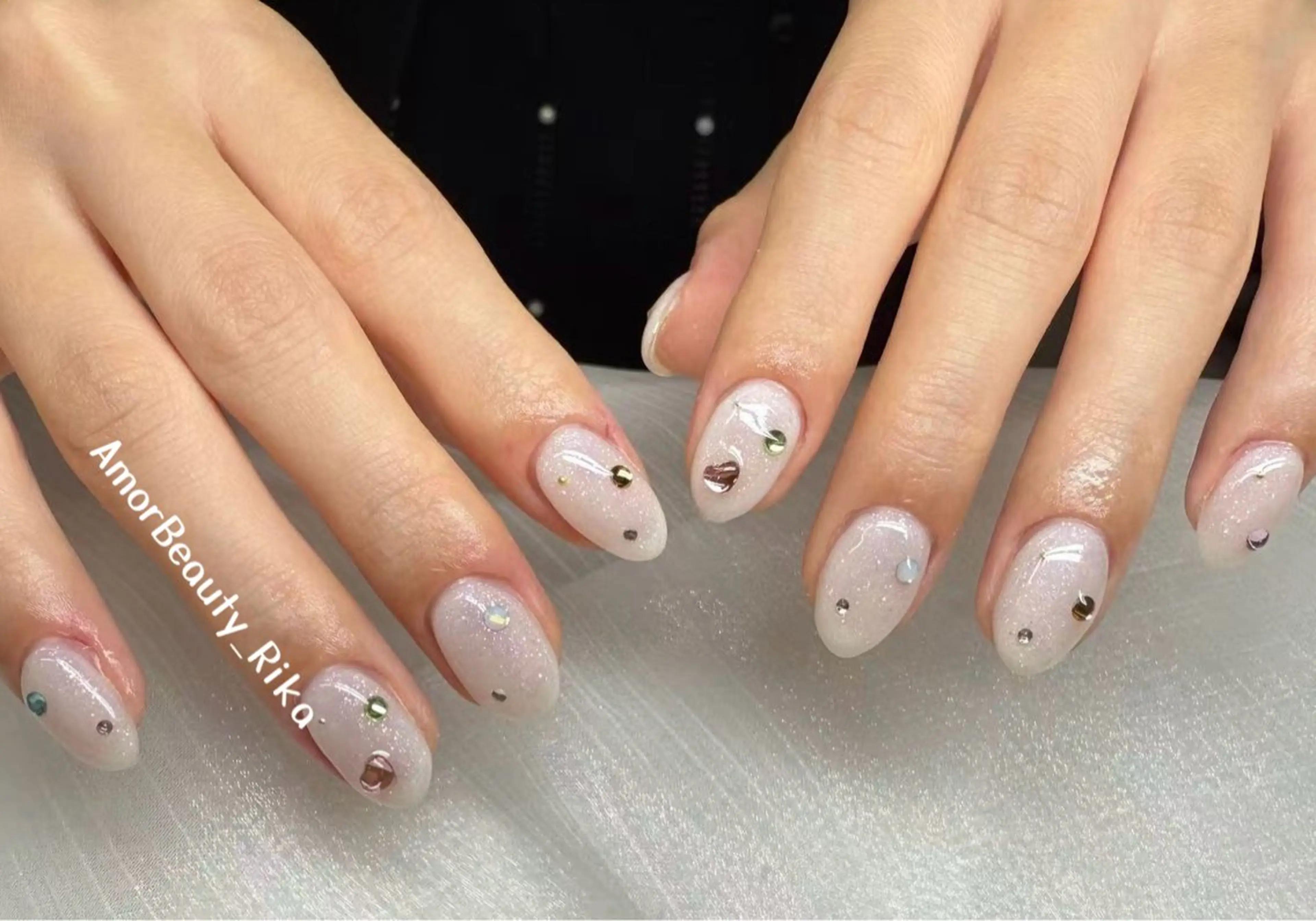 ネイル ハンドネイル Kaka_ パラジェル、長さだしのネイルデザイン