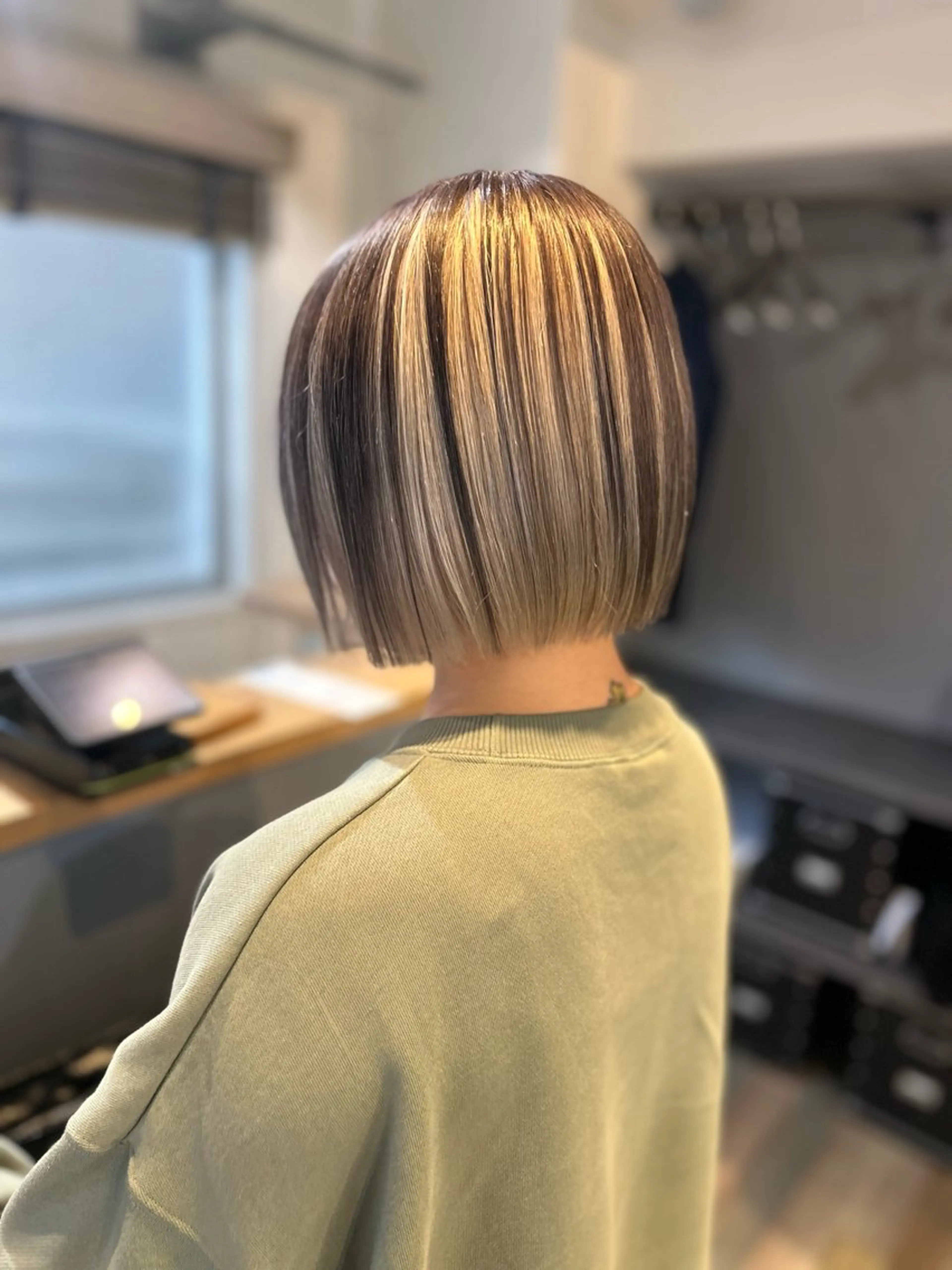 ショート ボブ ヘアカラー 🤎指名No.1ハイ トーン🤎日向花🤎のヘアスタイル