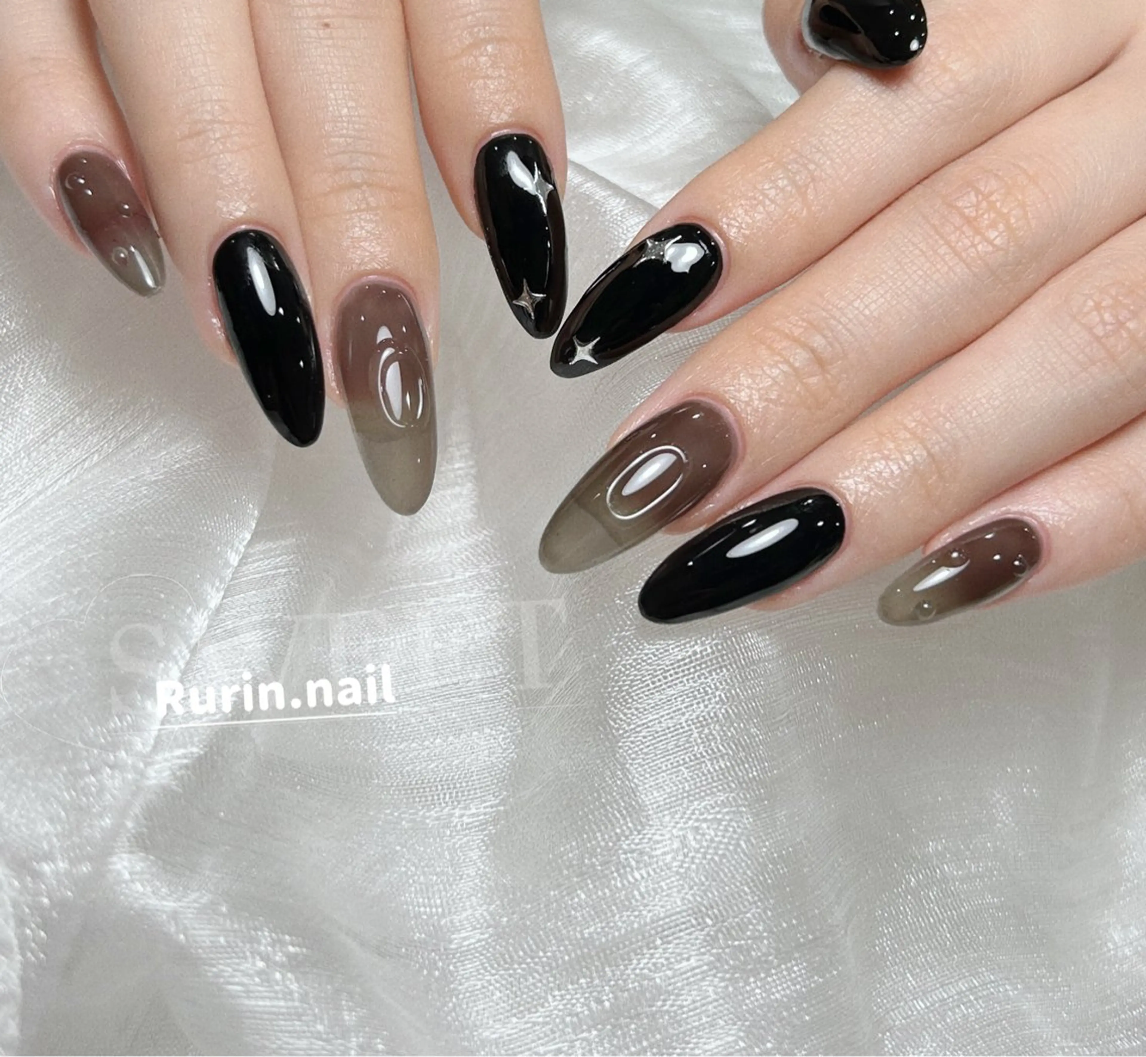 ネイル ハンドネイル ルリン サロン💅のネイルデザイン