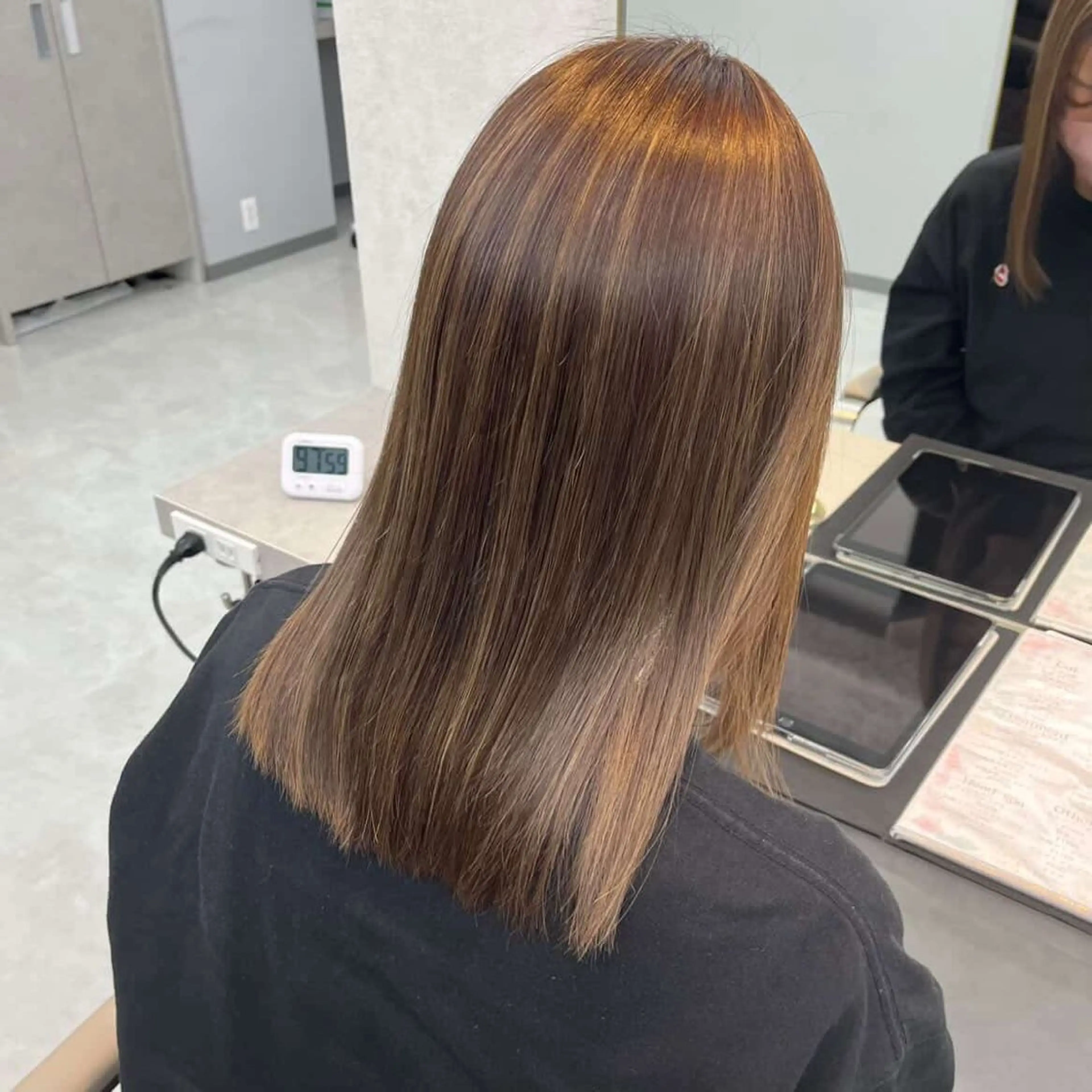ショート カラー ヘアカラー トリートメント 艶カラー ／韓国風カラーのヘアスタイル