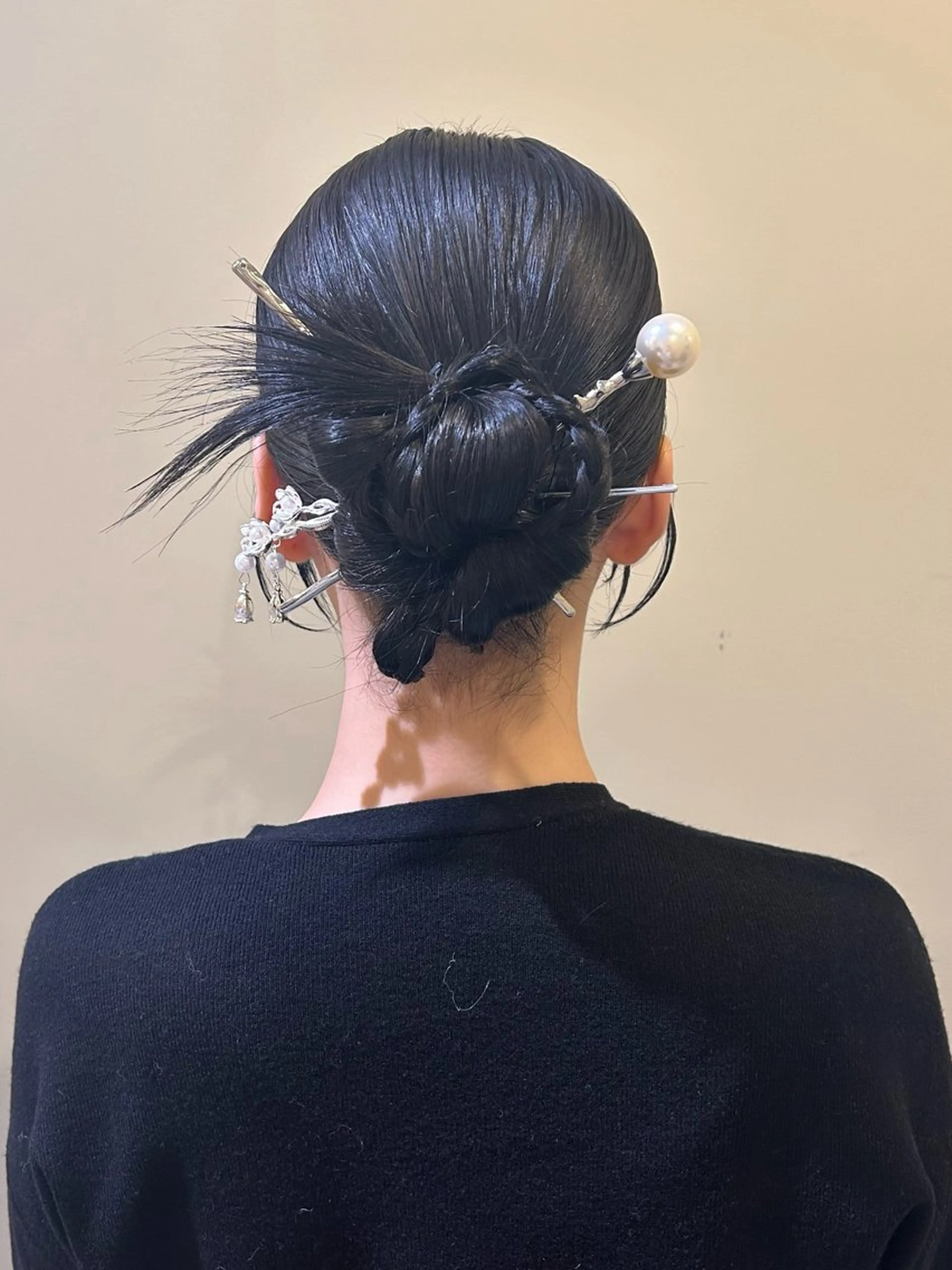 セミロング ヘアアレンジ 卒業式のヘアスタイル ヘアセット ボウ🪞ヘアセット /メイク/マツパのマツエク・マツパデザイン