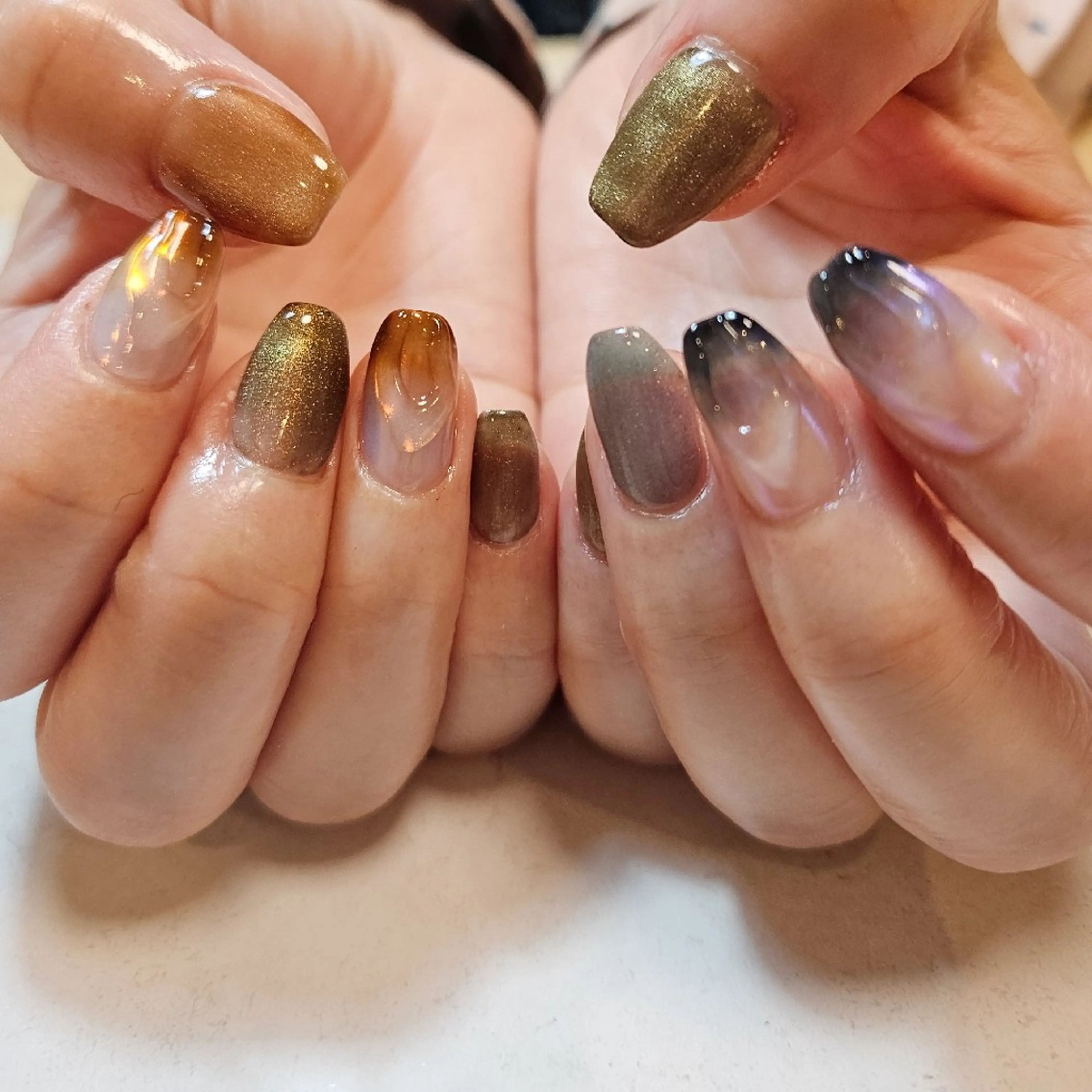 ネイル オーロラネイル ジェルネイル ニュアンスネイル パラジェル シンプルネイル ハンドネイル Nailsalon manoのネイルデザイン