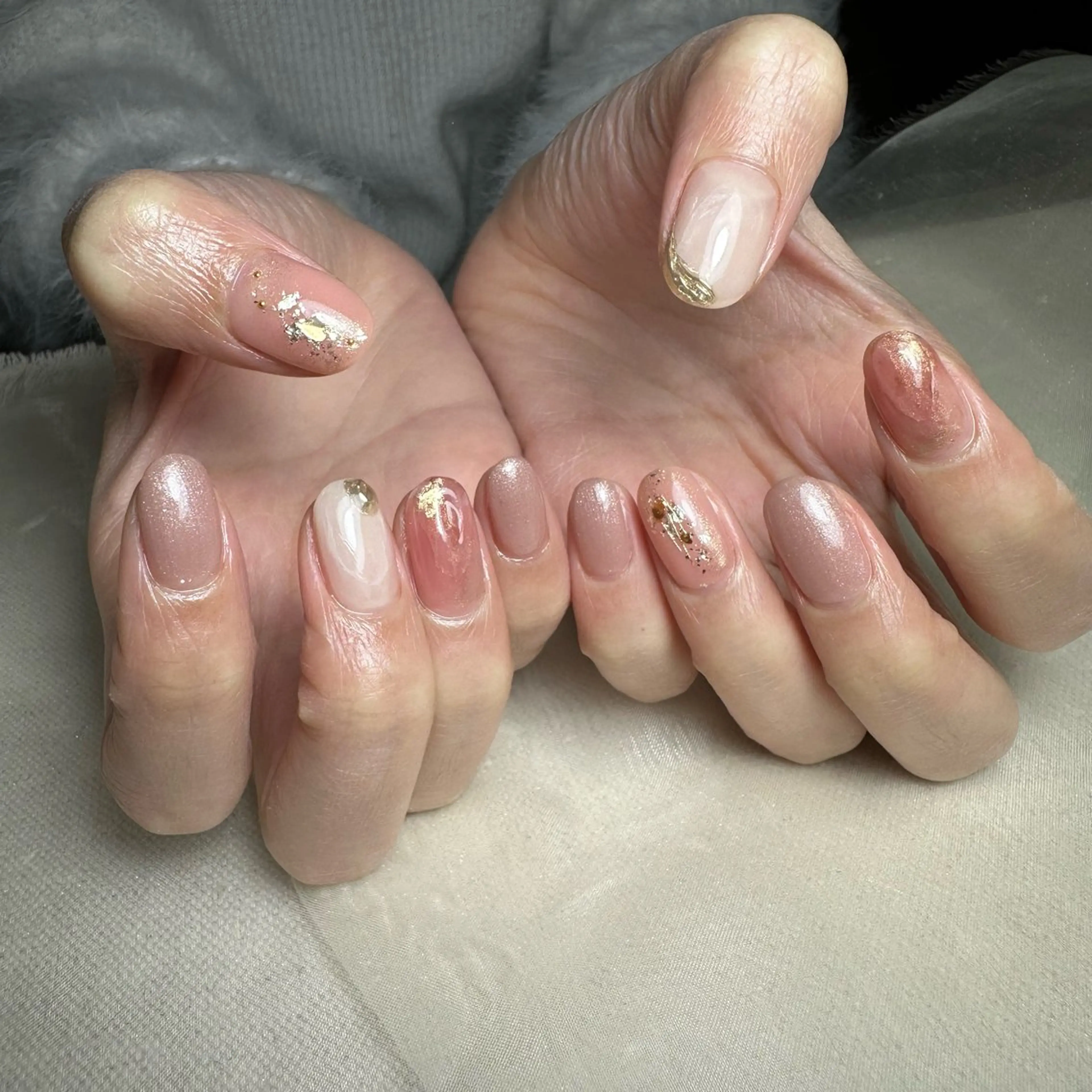 ネイル バレンタイン repos~ルポ~所属・里見 麗のネイルデザイン