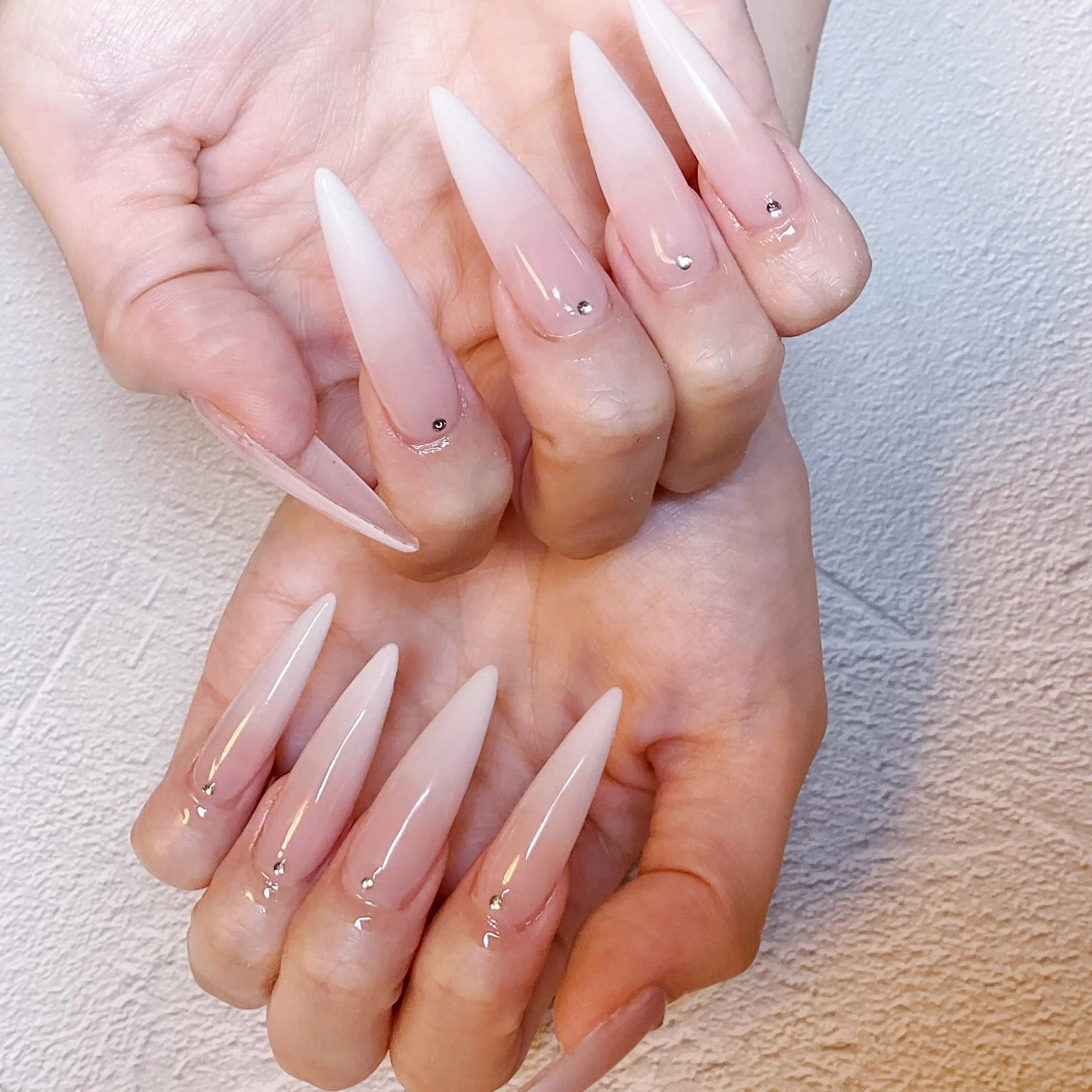 ネイル ハンドネイル 🍭Yun nail hyejin🌸のネイルデザイン